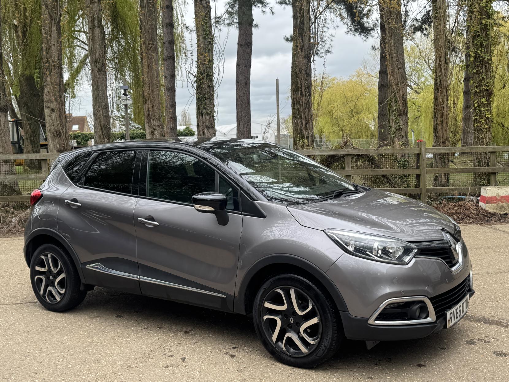 Renault Captur 0.9 TCe ENERGY Dynamique S Nav SUV 5dr Petrol Manual Euro 6 (s/s) (90 ps)