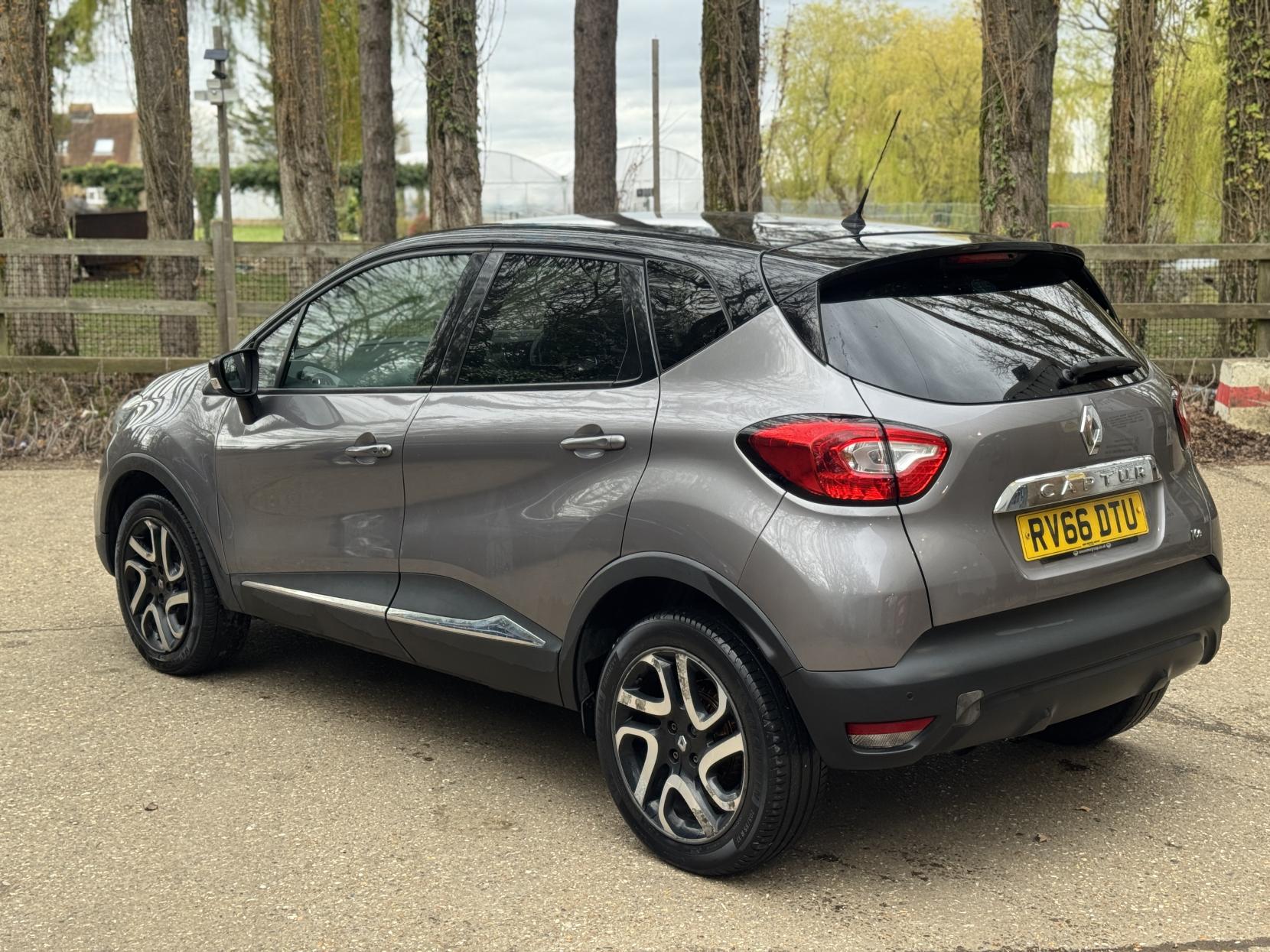 Renault Captur 0.9 TCe ENERGY Dynamique S Nav SUV 5dr Petrol Manual Euro 6 (s/s) (90 ps)