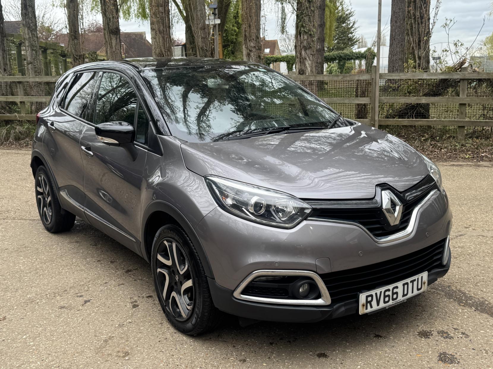 Renault Captur 0.9 TCe ENERGY Dynamique S Nav SUV 5dr Petrol Manual Euro 6 (s/s) (90 ps)