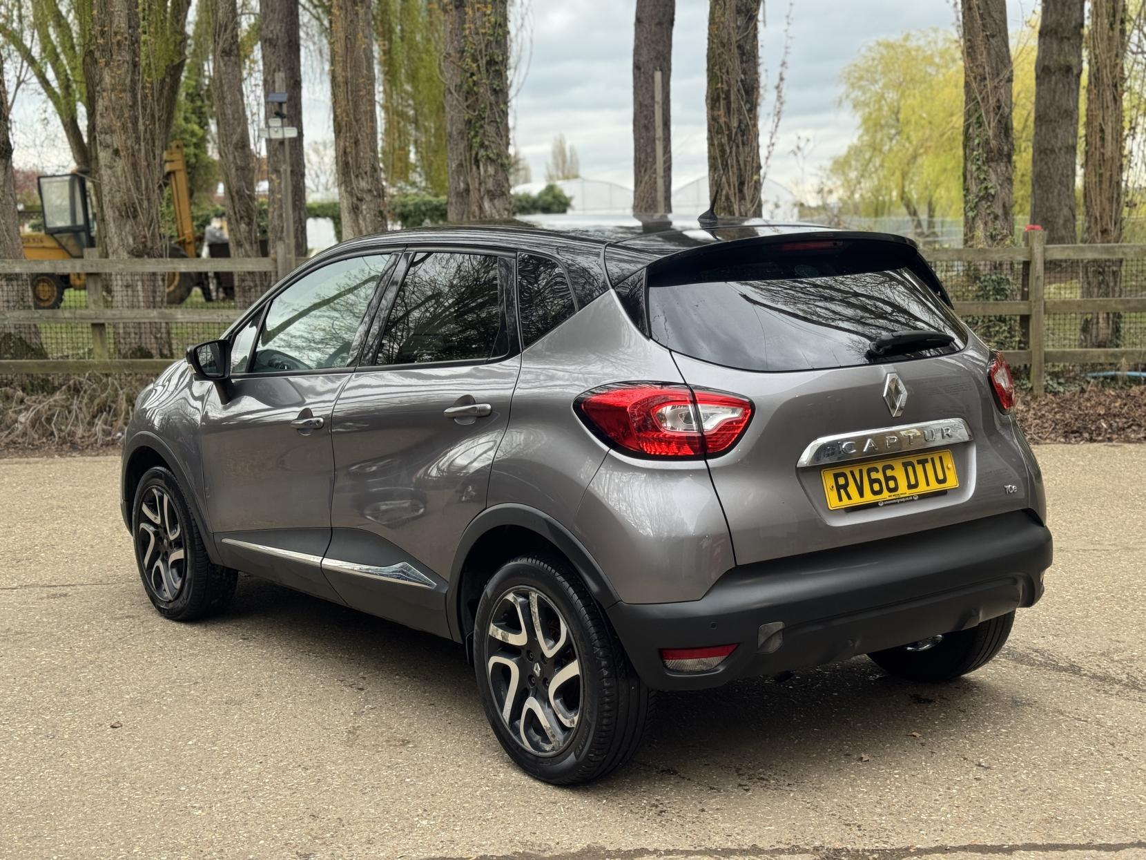Renault Captur 0.9 TCe ENERGY Dynamique S Nav SUV 5dr Petrol Manual Euro 6 (s/s) (90 ps)