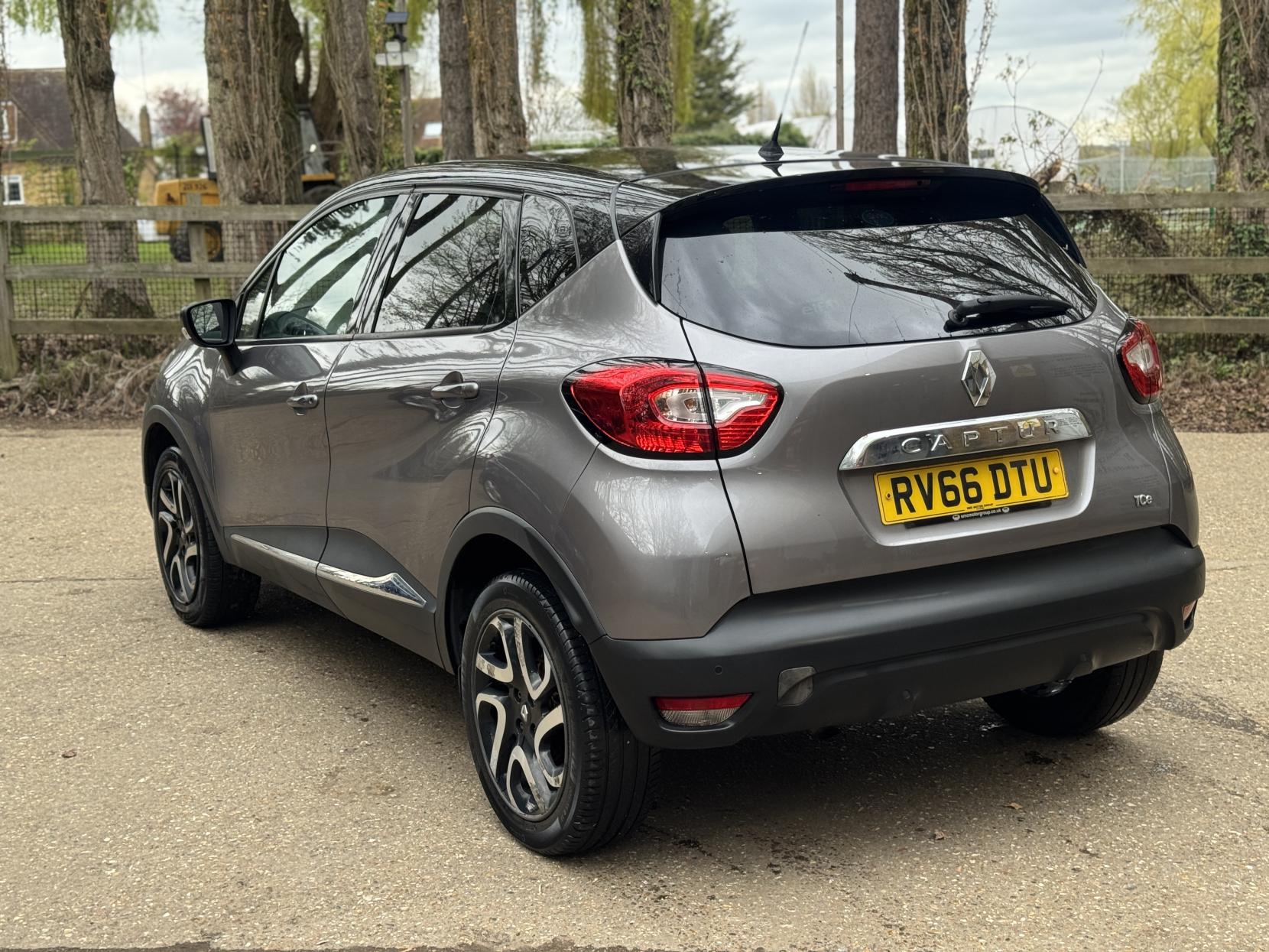 Renault Captur 0.9 TCe ENERGY Dynamique S Nav SUV 5dr Petrol Manual Euro 6 (s/s) (90 ps)