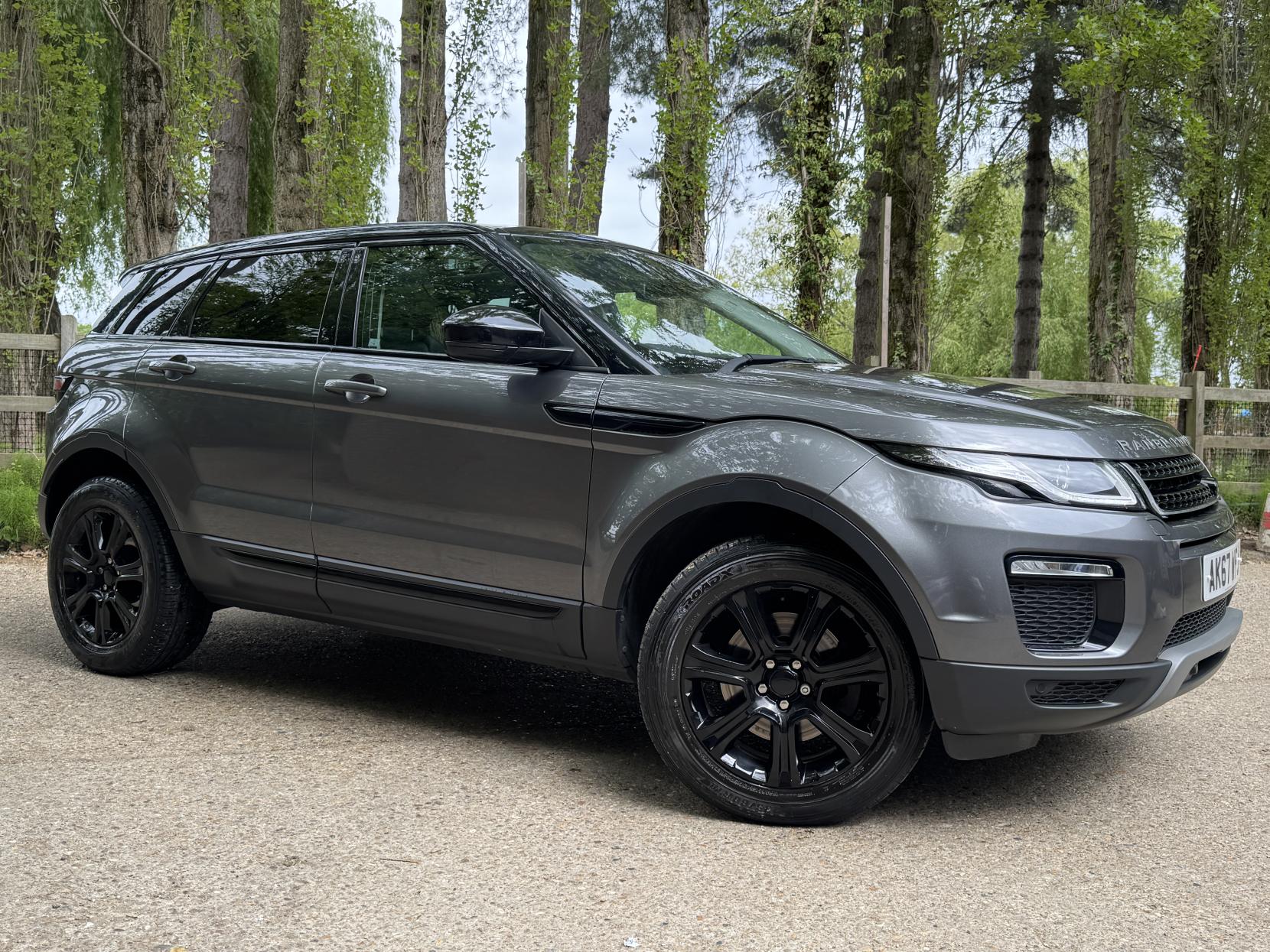 Land Rover Range Rover Evoque 2.0 TD4 SE Tech SUV 5dr Diesel Auto 4WD Euro 6 (s/s) (180 ps)