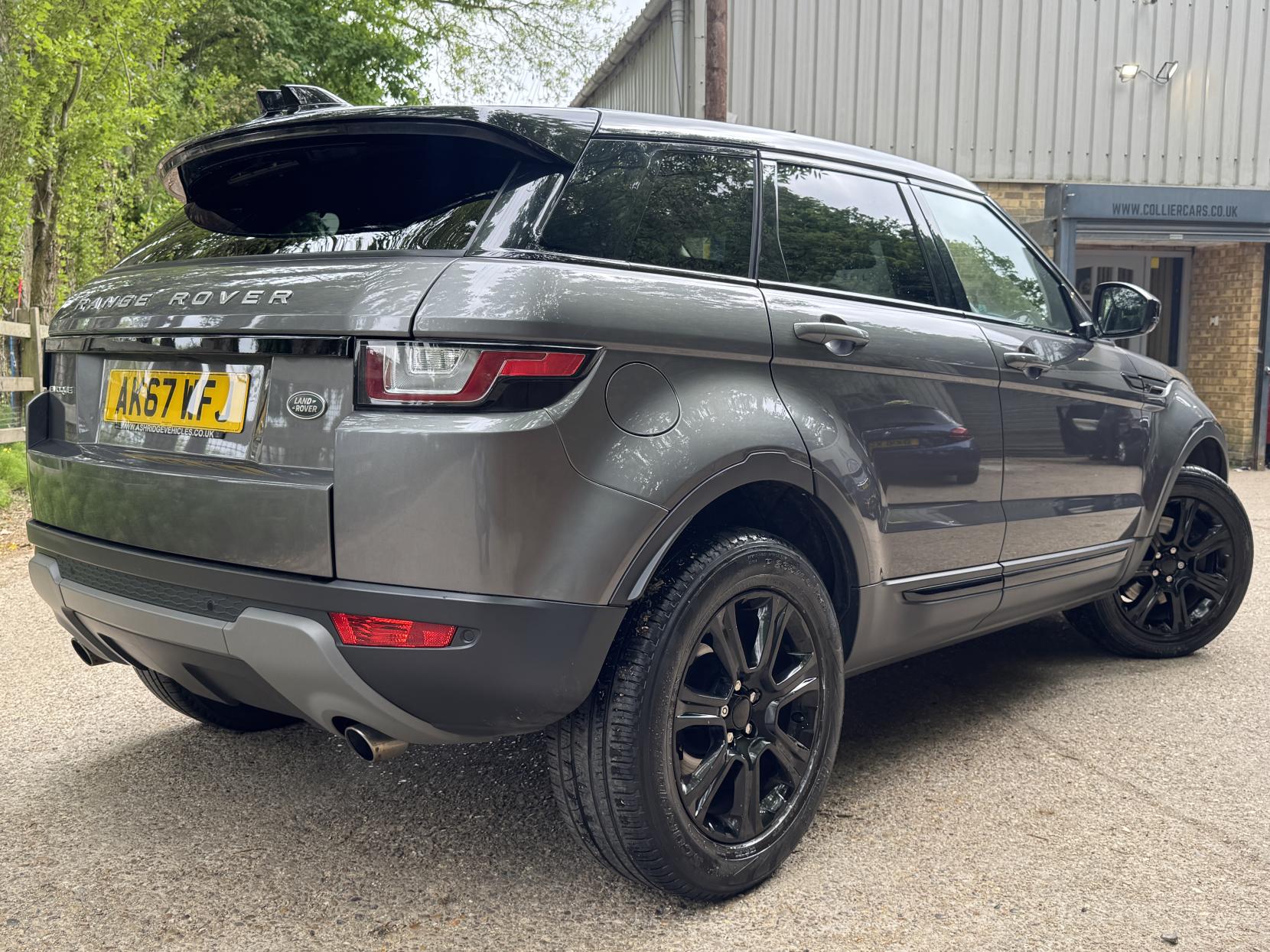 Land Rover Range Rover Evoque 2.0 TD4 SE Tech SUV 5dr Diesel Auto 4WD Euro 6 (s/s) (180 ps)