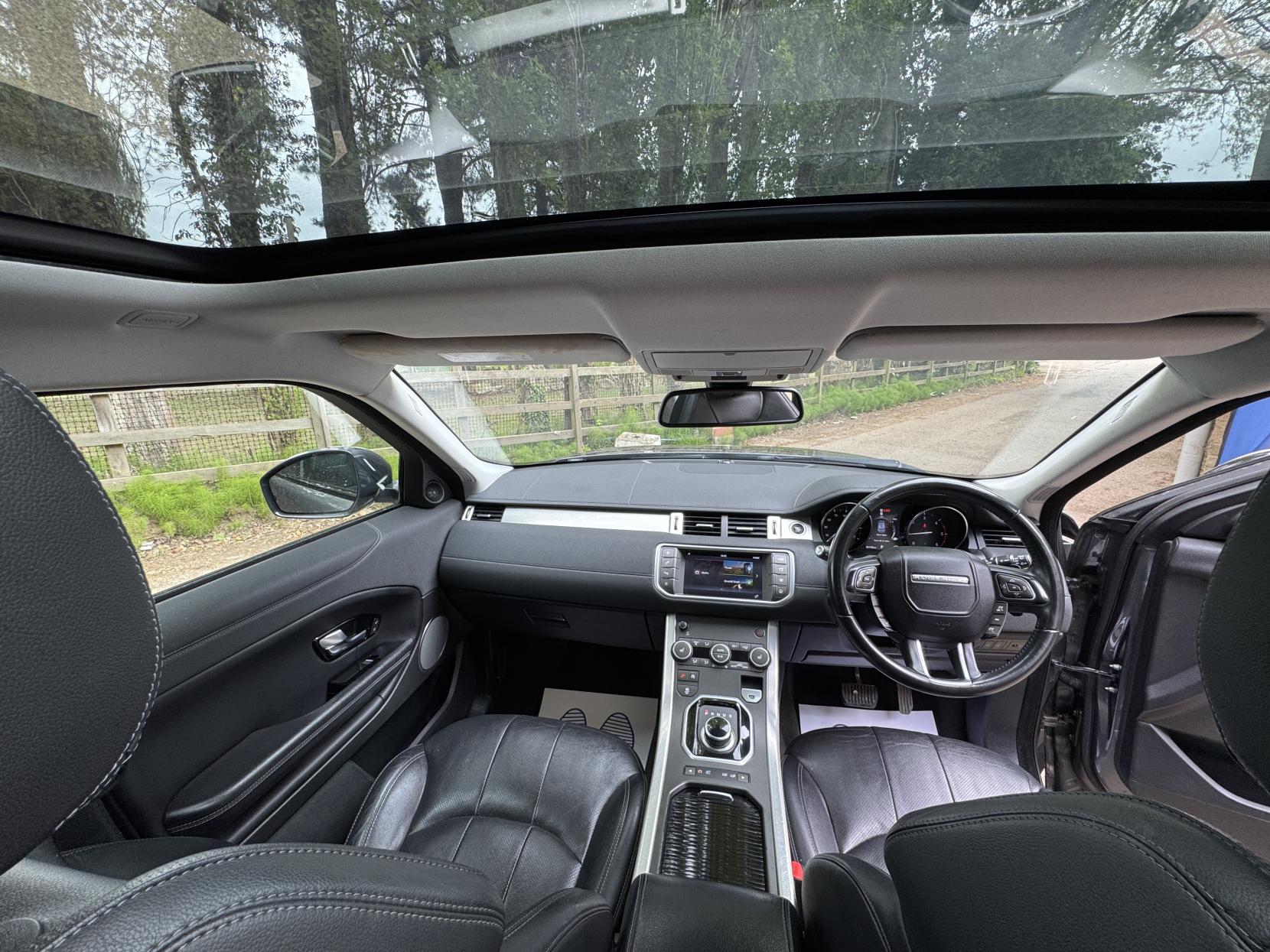 Land Rover Range Rover Evoque 2.0 TD4 SE Tech SUV 5dr Diesel Auto 4WD Euro 6 (s/s) (180 ps)