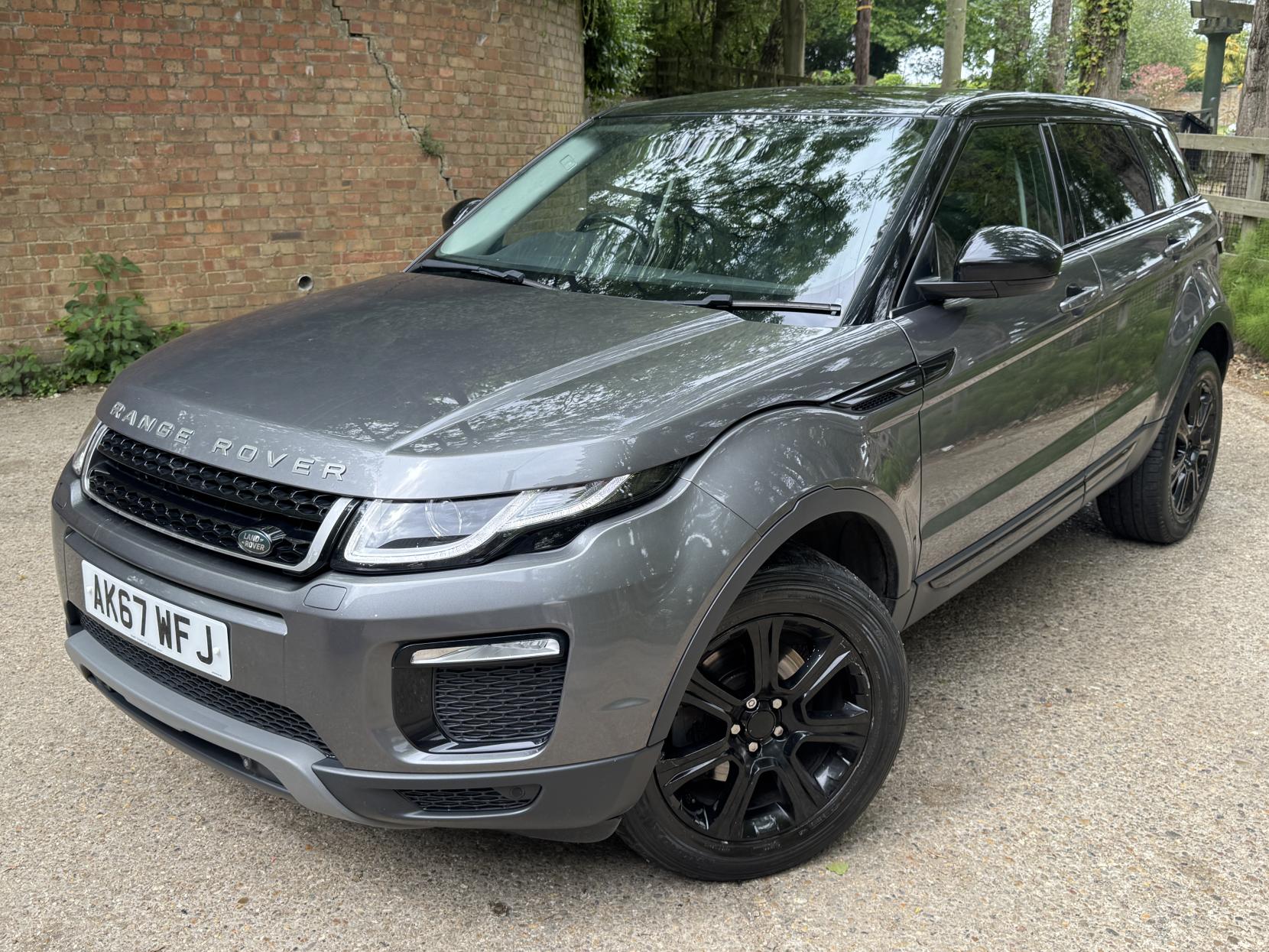 Land Rover Range Rover Evoque 2.0 TD4 SE Tech SUV 5dr Diesel Auto 4WD Euro 6 (s/s) (180 ps)