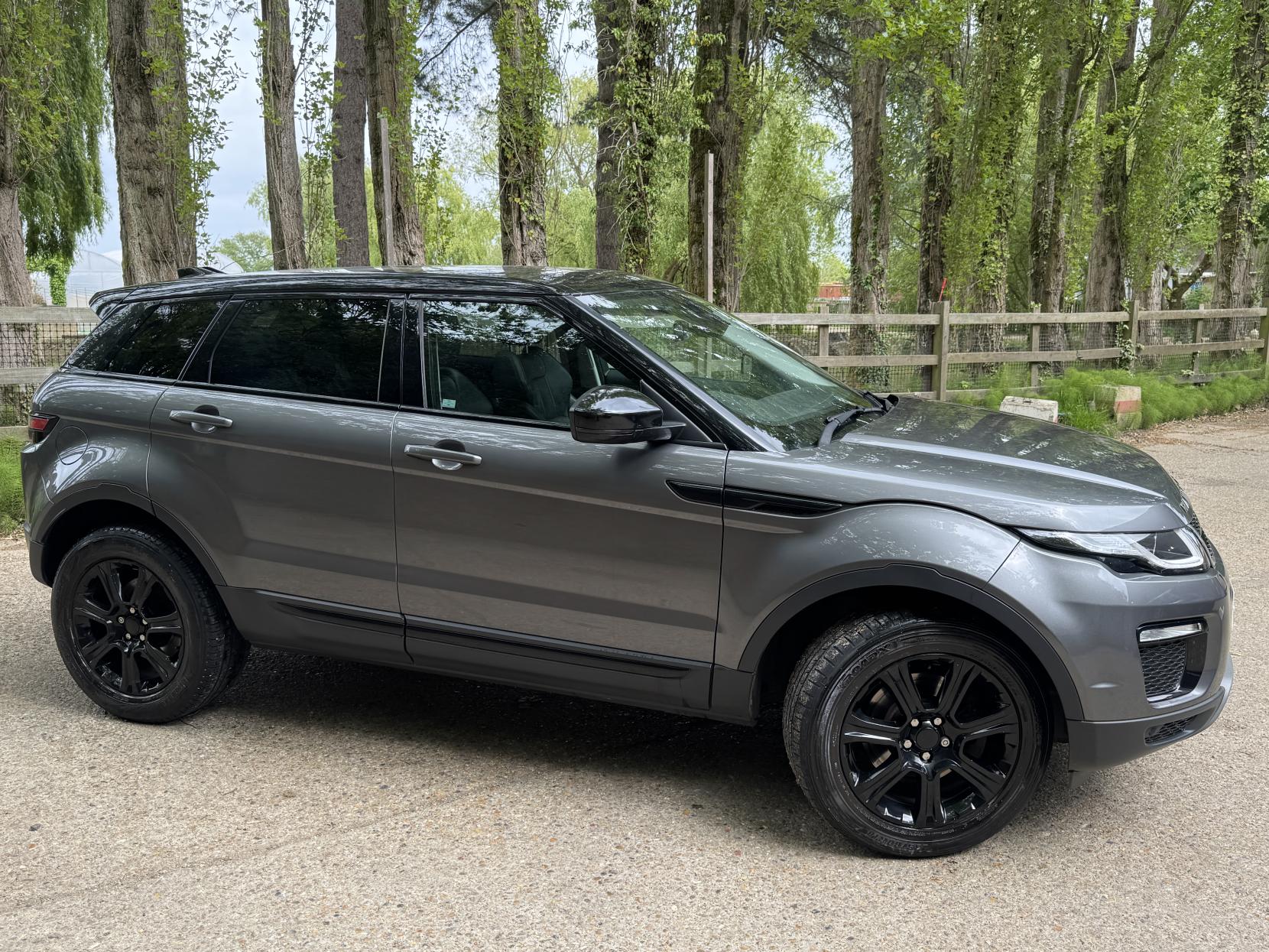 Land Rover Range Rover Evoque 2.0 TD4 SE Tech SUV 5dr Diesel Auto 4WD Euro 6 (s/s) (180 ps)