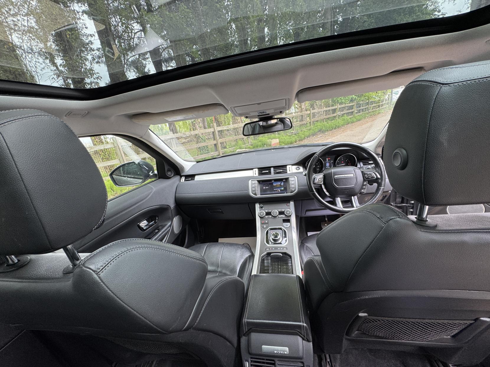 Land Rover Range Rover Evoque 2.0 TD4 SE Tech SUV 5dr Diesel Auto 4WD Euro 6 (s/s) (180 ps)