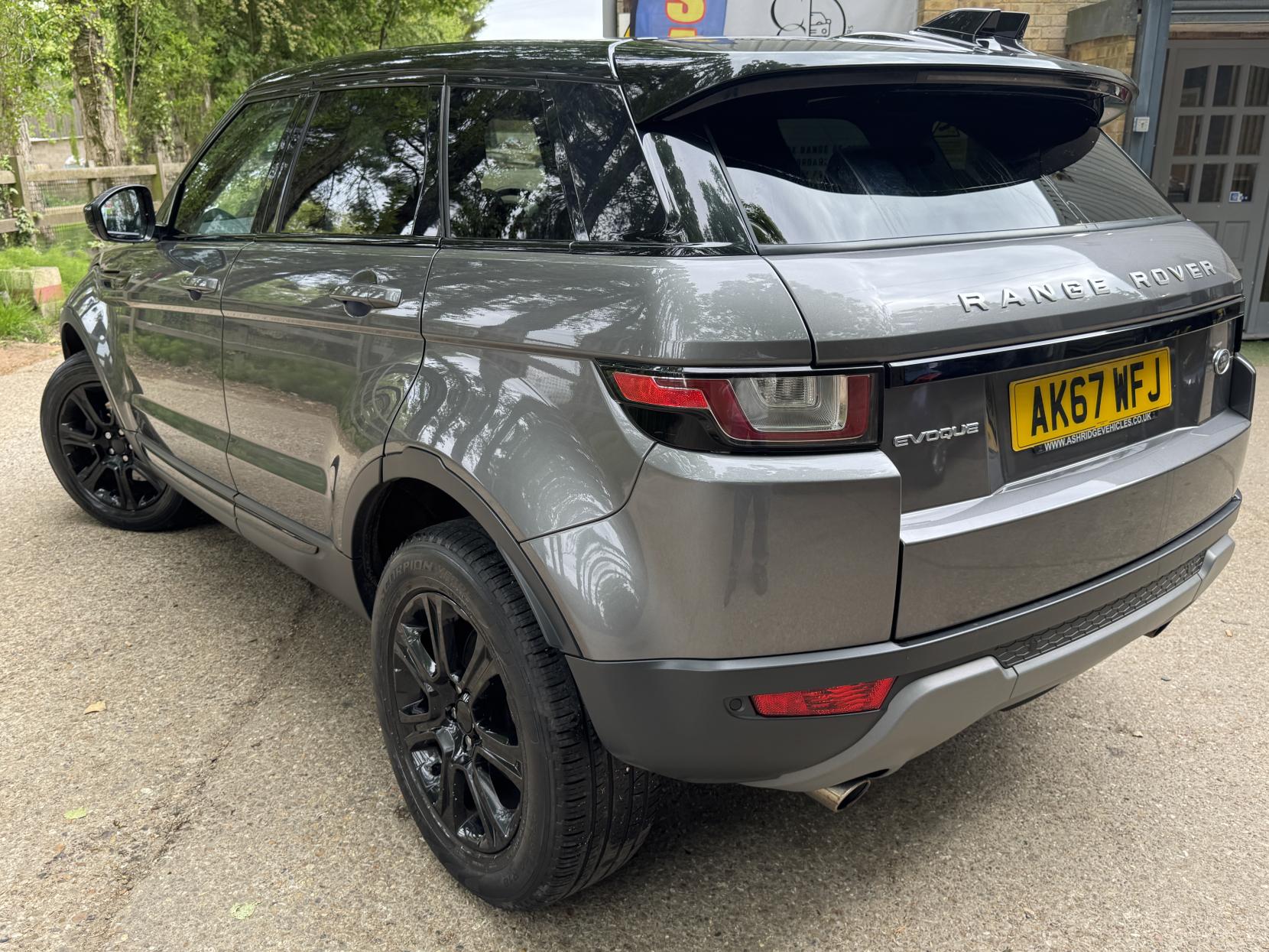 Land Rover Range Rover Evoque 2.0 TD4 SE Tech SUV 5dr Diesel Auto 4WD Euro 6 (s/s) (180 ps)