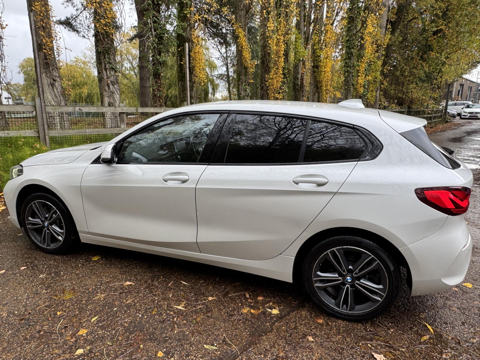 BMW 1 Series 1.5 116d Sport (LCP) Hatchback 5dr Diesel DCT Euro 6 (s/s) (116 ps)