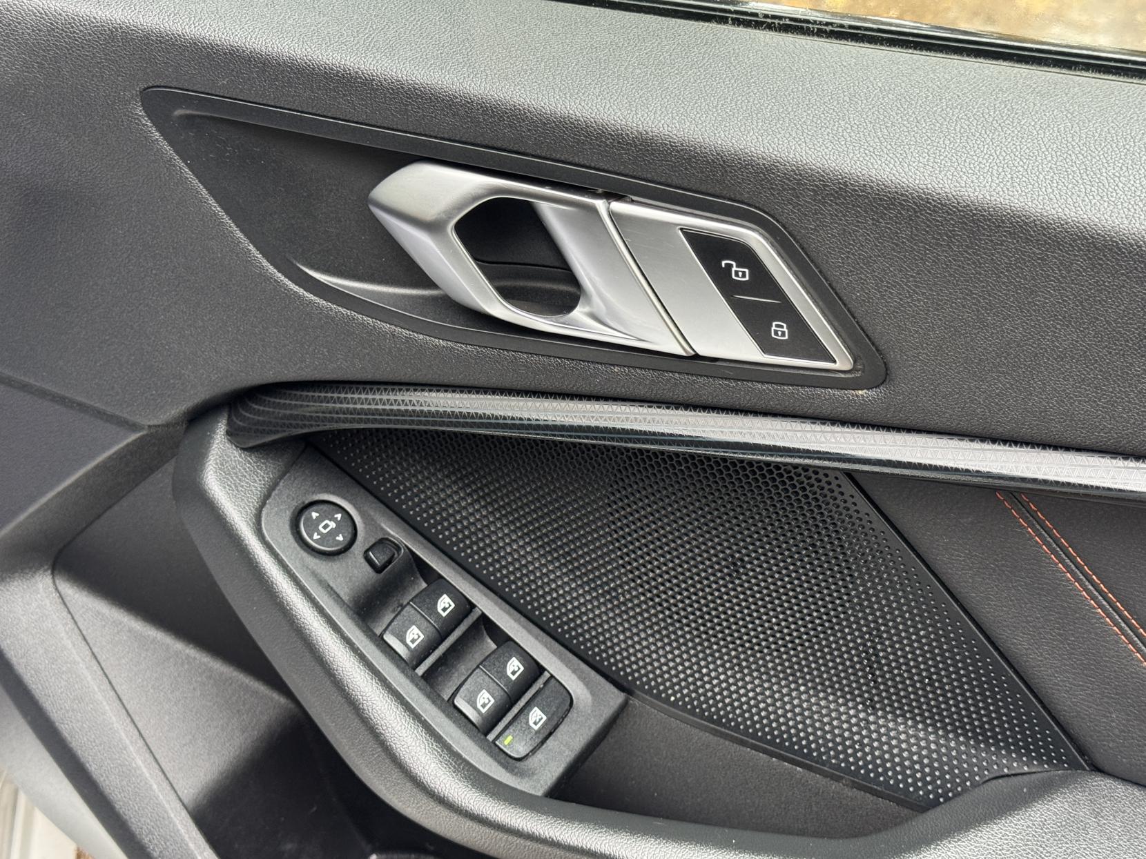 BMW 1 Series 1.5 116d Sport (LCP) Hatchback 5dr Diesel DCT Euro 6 (s/s) (116 ps)