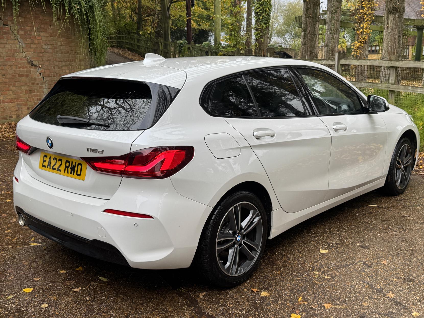 BMW 1 Series 1.5 116d Sport (LCP) Hatchback 5dr Diesel DCT Euro 6 (s/s) (116 ps)