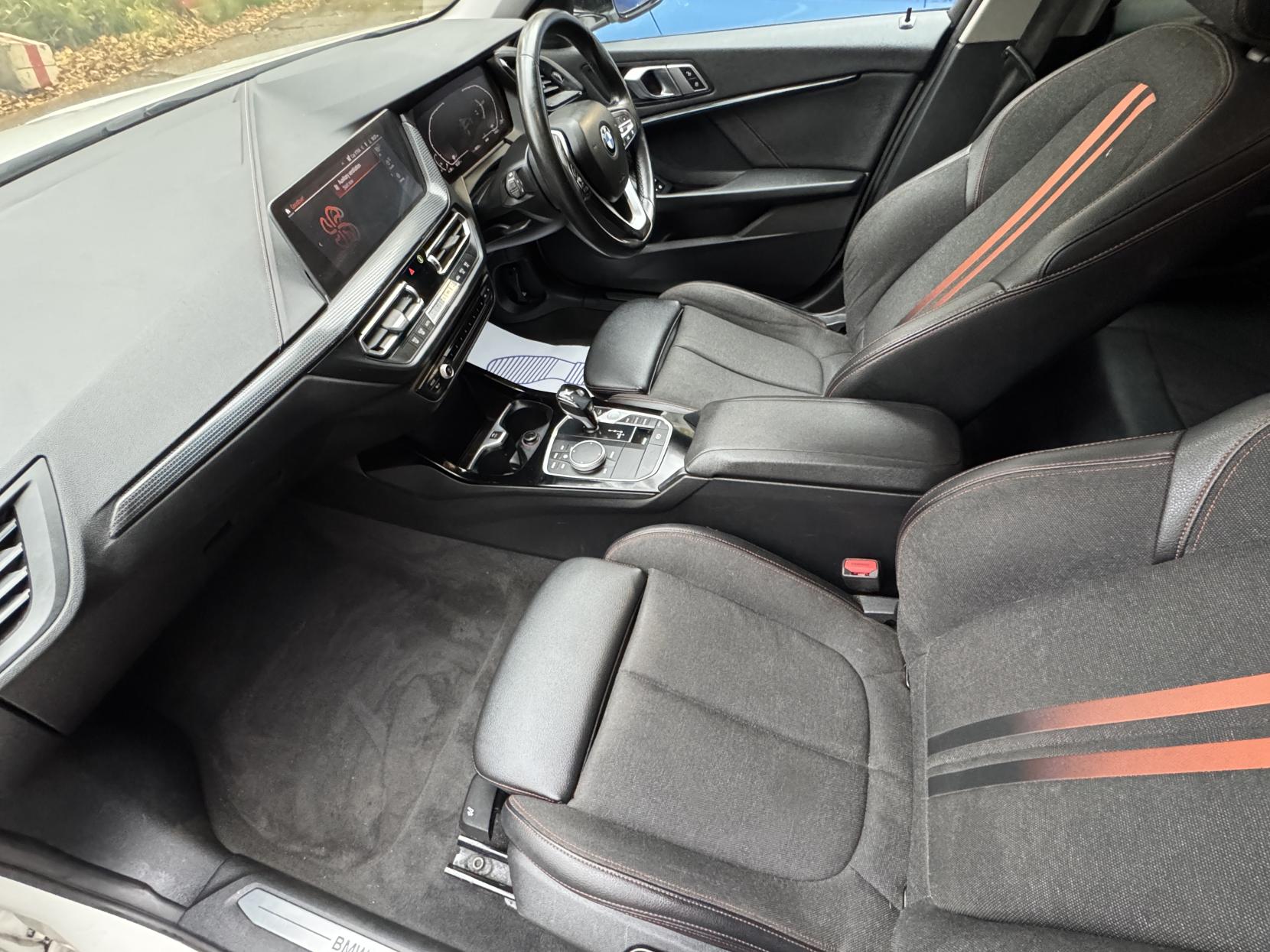 BMW 1 Series 1.5 116d Sport (LCP) Hatchback 5dr Diesel DCT Euro 6 (s/s) (116 ps)