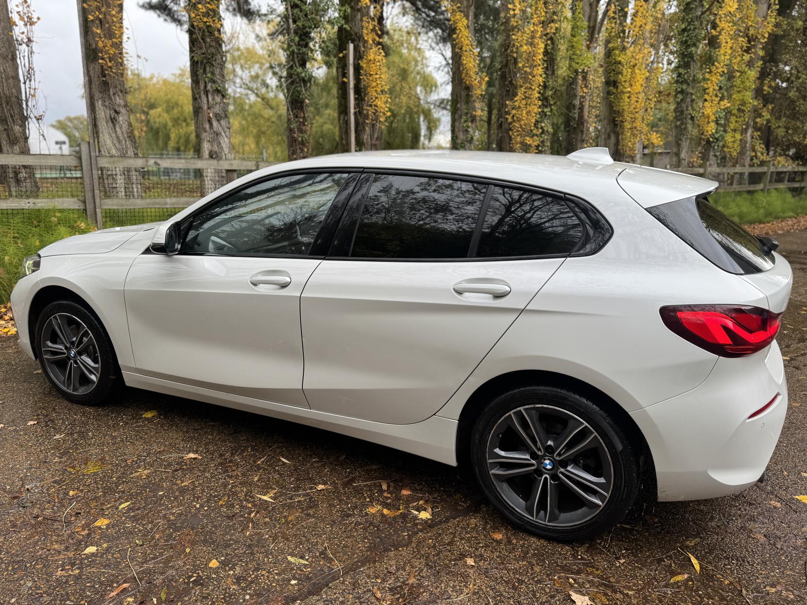 BMW 1 Series 1.5 116d Sport (LCP) Hatchback 5dr Diesel DCT Euro 6 (s/s) (116 ps)