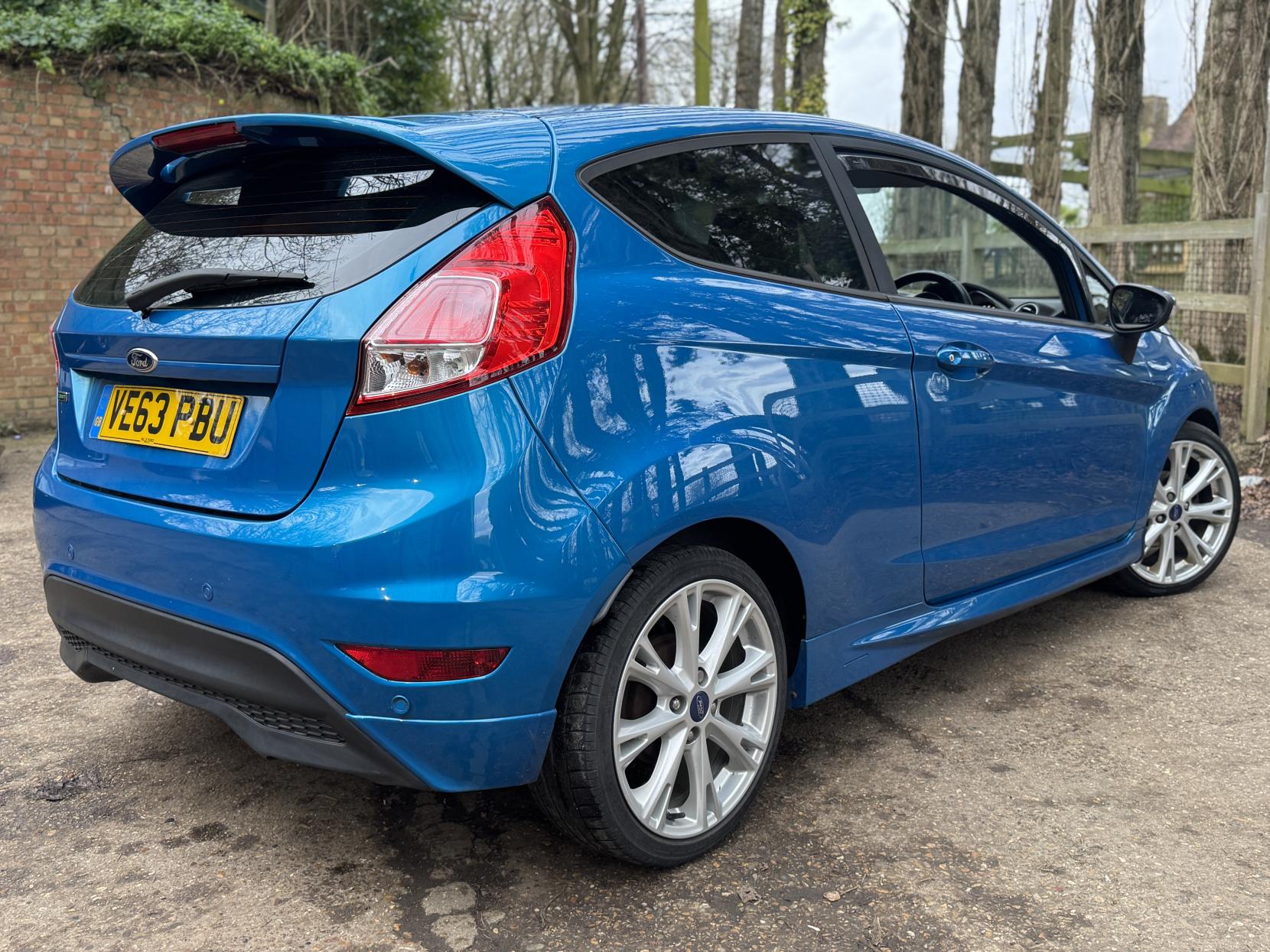 Ford Fiesta 1.0T EcoBoost Zetec S Hatchback 3dr Petrol Manual Euro 5 (s/s) (125 ps)