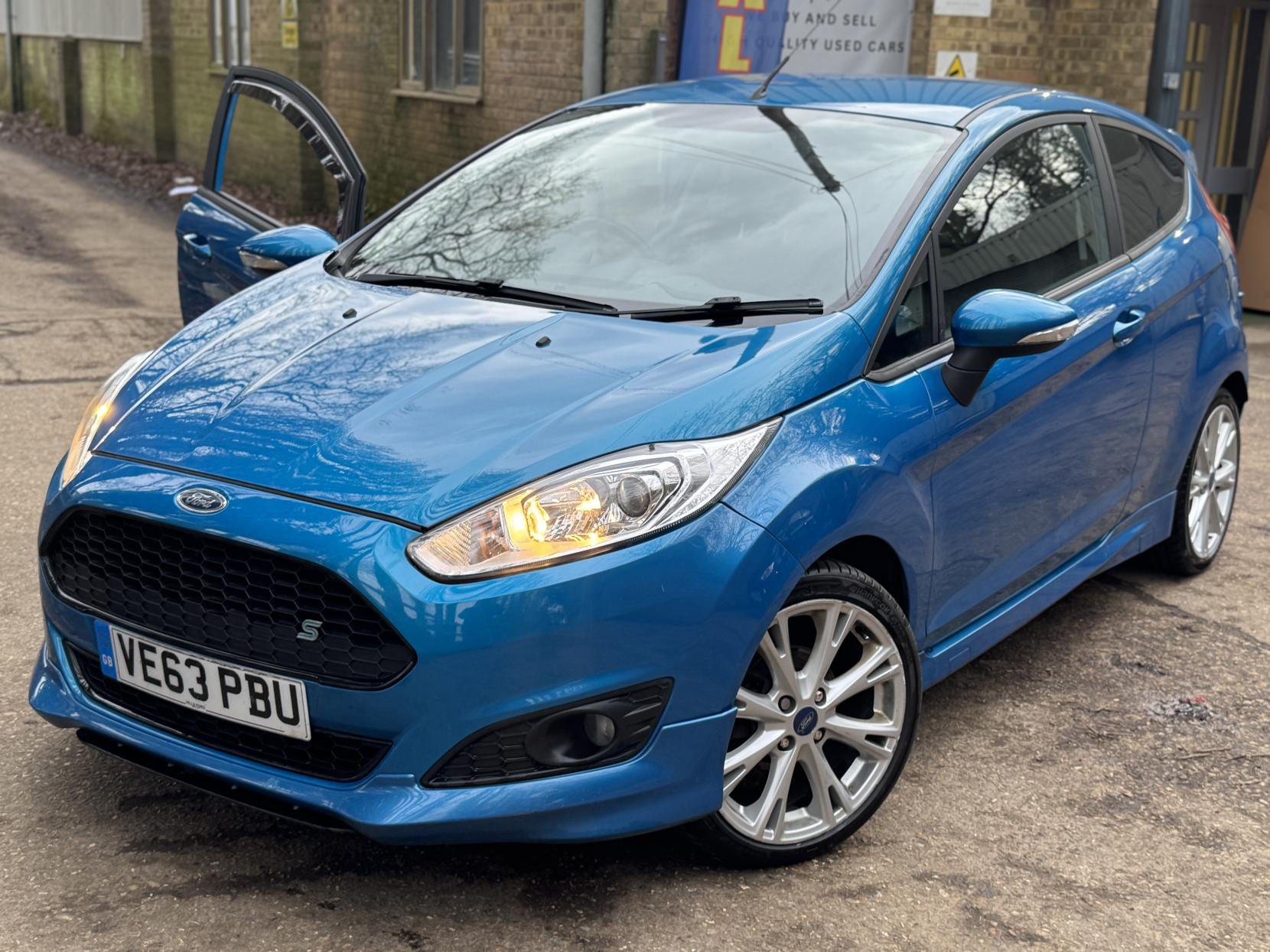 Ford Fiesta 1.0T EcoBoost Zetec S Hatchback 3dr Petrol Manual Euro 5 (s/s) (125 ps)