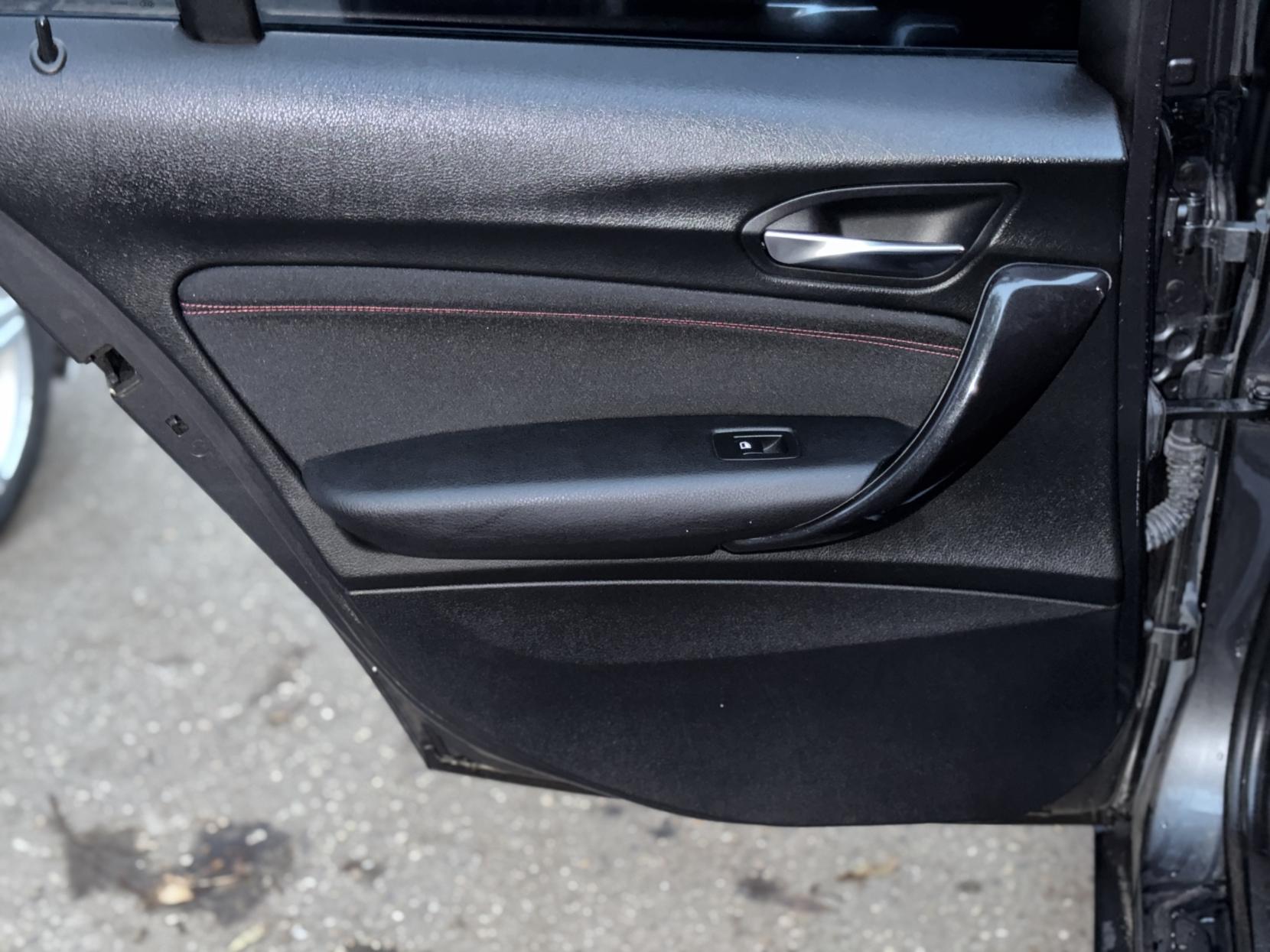 BMW 1 Series 1.6 114i Sport Hatchback 5dr Petrol Manual Euro 5 (s/s) (102 ps)