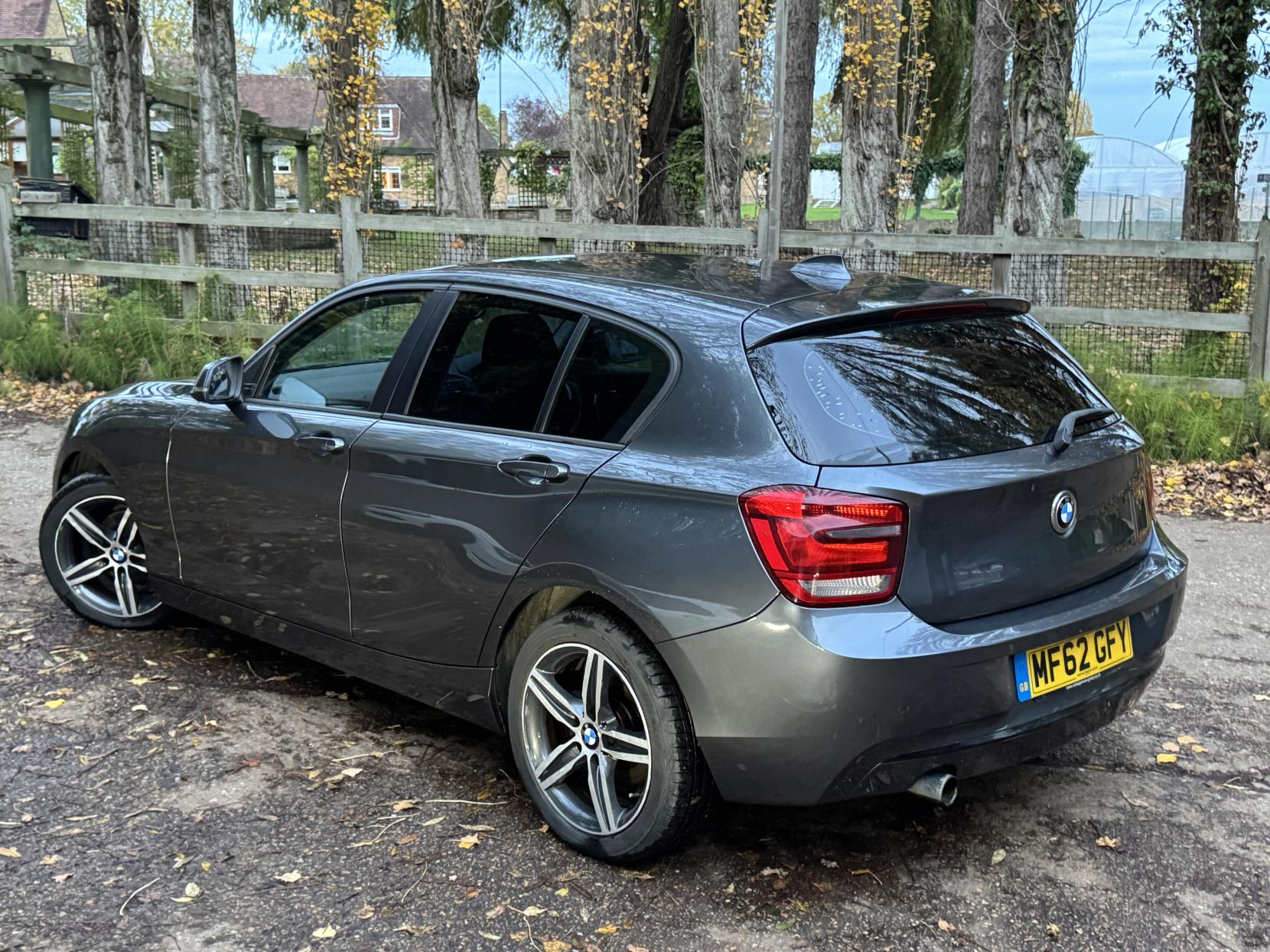 BMW 1 Series 1.6 114i Sport Hatchback 5dr Petrol Manual Euro 5 (s/s) (102 ps)