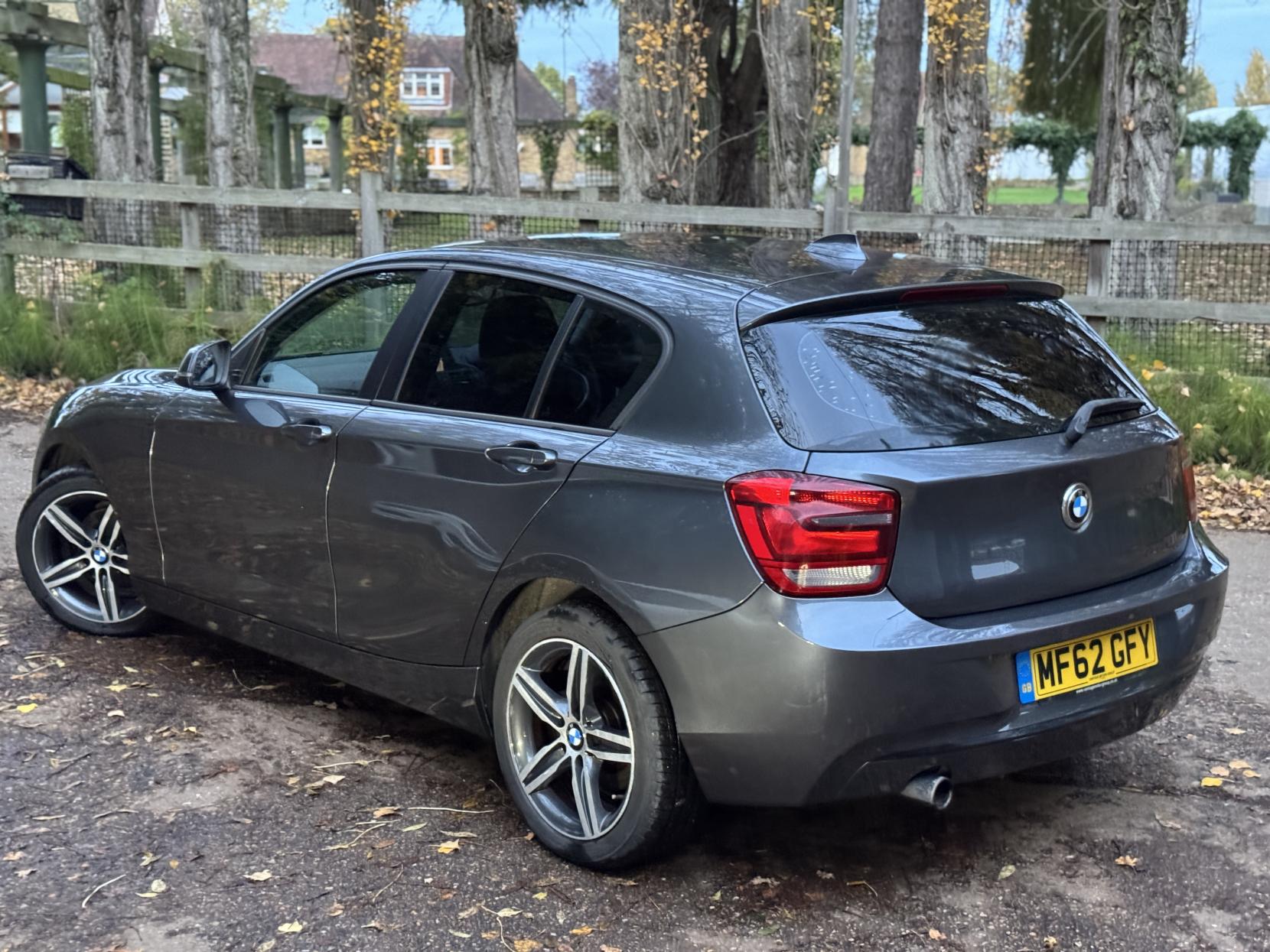 BMW 1 Series 1.6 114i Sport Hatchback 5dr Petrol Manual Euro 5 (s/s) (102 ps)