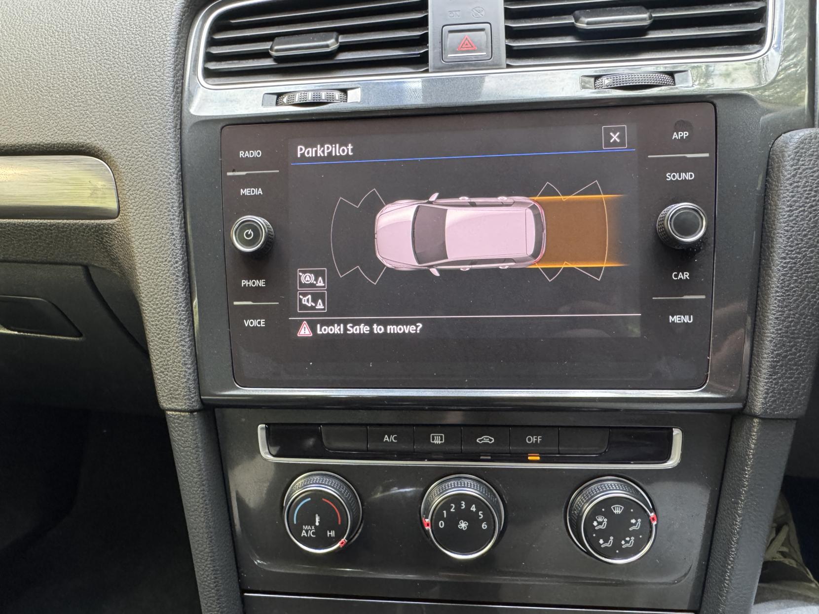 Volkswagen Golf 1.4 TSI BlueMotion Tech SE Hatchback 5dr Petrol Manual Euro 6 (s/s) (125 ps)