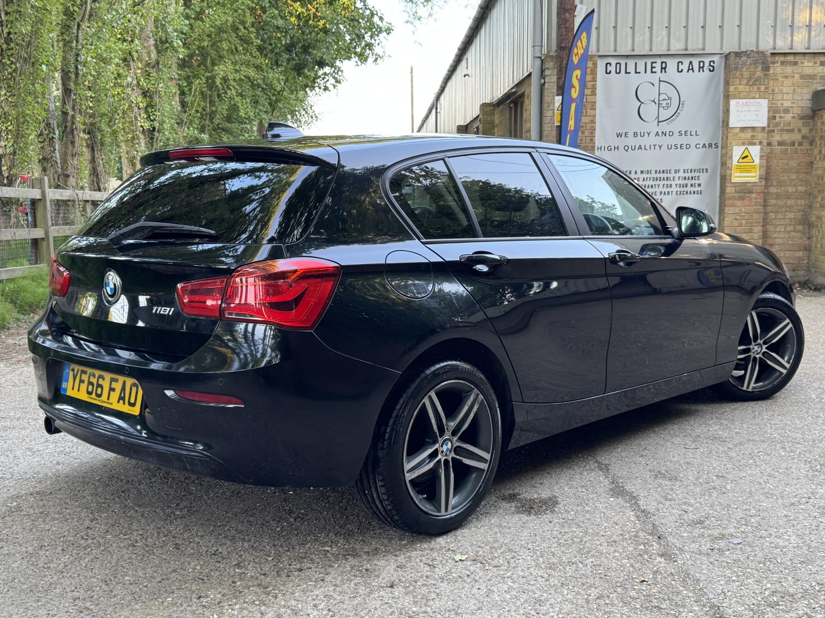 BMW 1 Series 1.5 118i Sport Hatchback 5dr Petrol Manual Euro 6 (s/s) (136 ps)