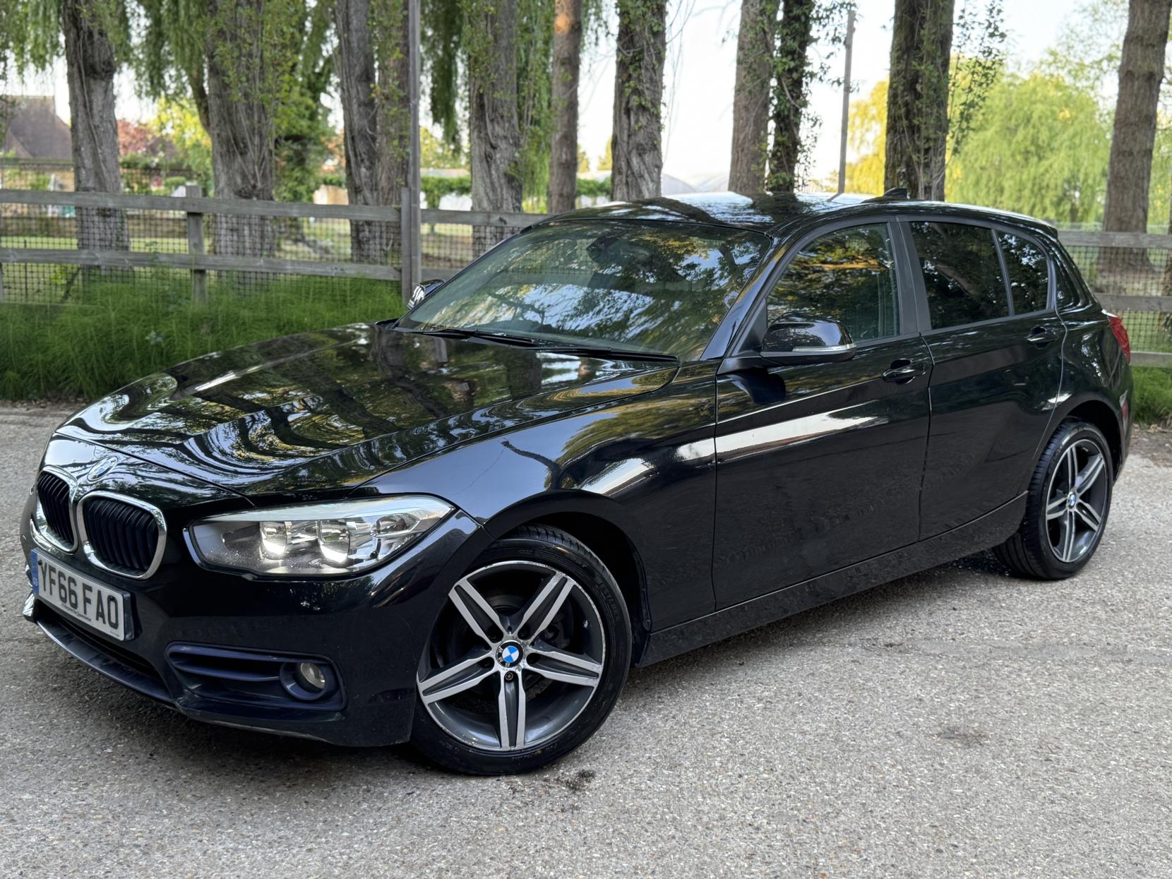 BMW 1 Series 1.5 118i Sport Hatchback 5dr Petrol Manual Euro 6 (s/s) (136 ps)