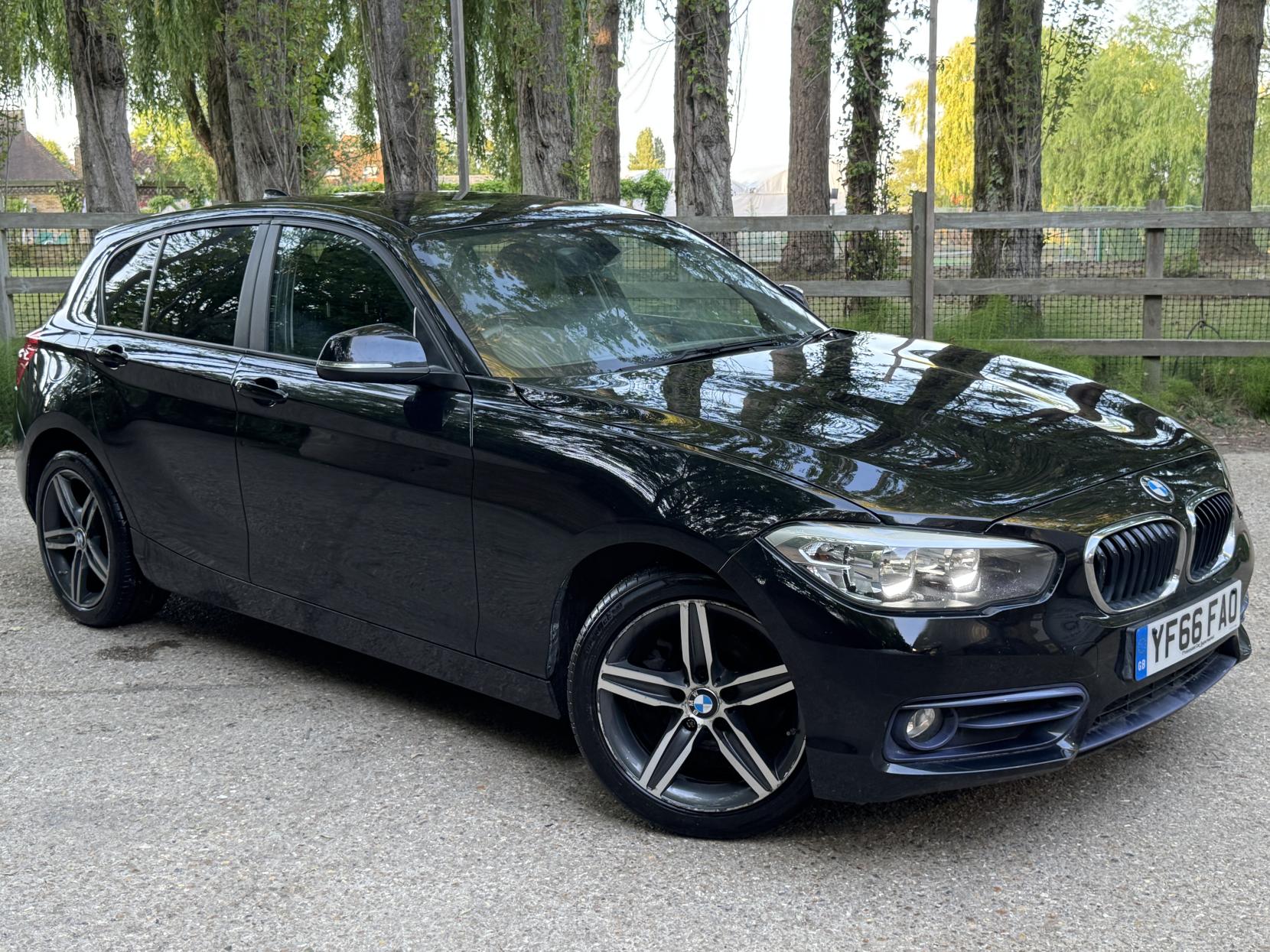 BMW 1 Series 1.5 118i Sport Hatchback 5dr Petrol Manual Euro 6 (s/s) (136 ps)