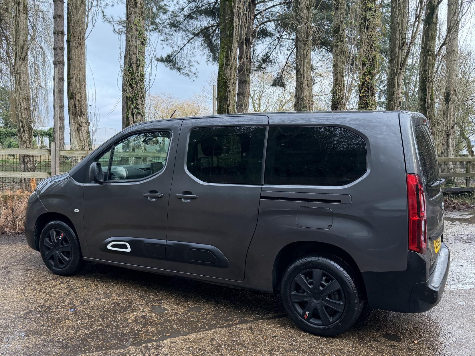 Citroen Berlingo 1.5 BlueHDi Feel XL MPV 5dr Diesel EAT Euro 6 (s/s) (130 ps)