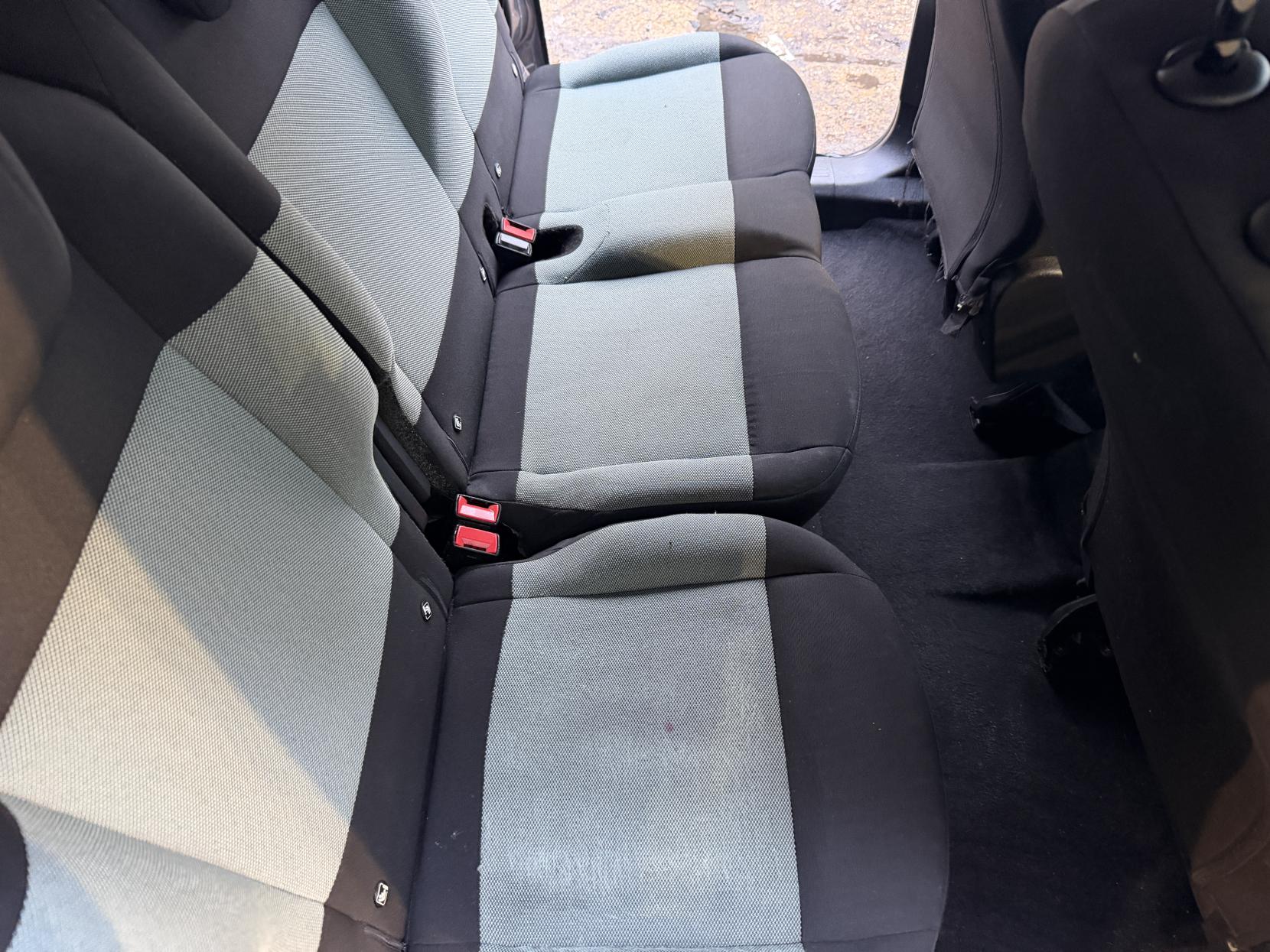 Citroen Berlingo 1.5 BlueHDi Feel XL MPV 5dr Diesel EAT Euro 6 (s/s) (130 ps)