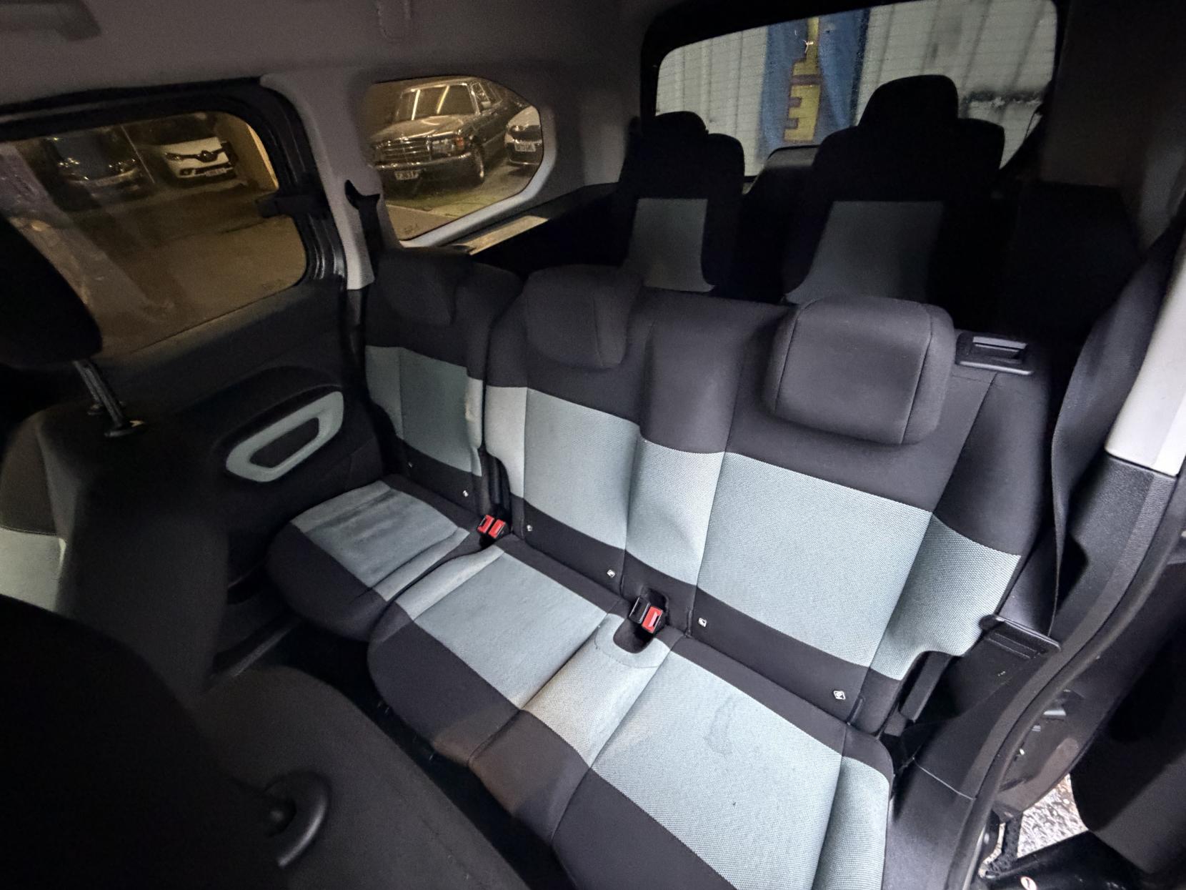 Citroen Berlingo 1.5 BlueHDi Feel XL MPV 5dr Diesel EAT Euro 6 (s/s) (130 ps)