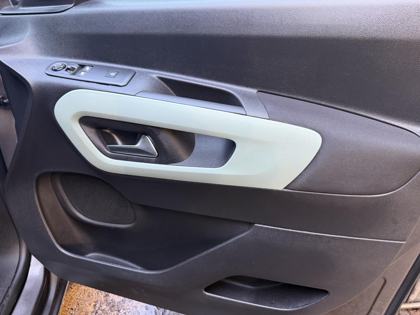 Citroen Berlingo 1.5 BlueHDi Feel XL MPV 5dr Diesel EAT Euro 6 (s/s) (130 ps)