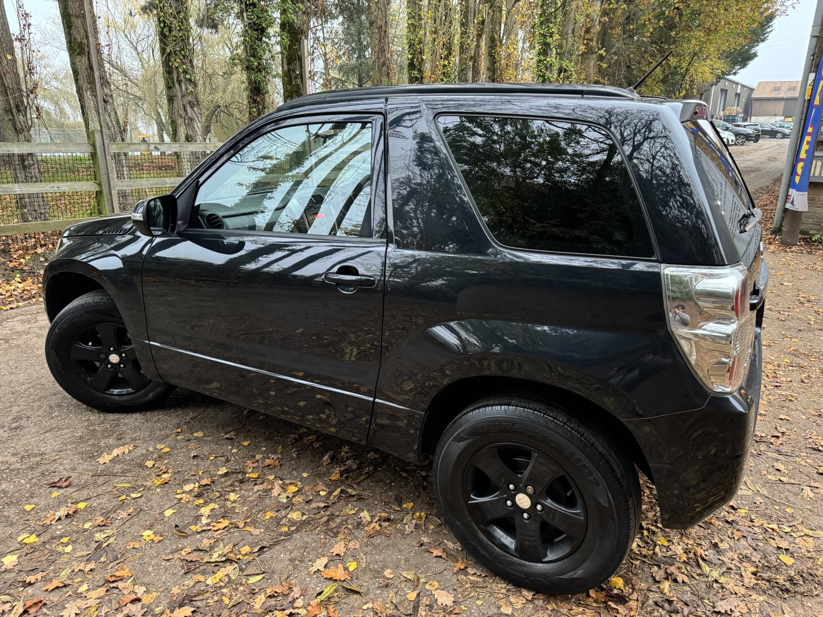 Suzuki Grand Vitara 1.6 VVT SZ3 SUV 3dr Petrol Manual 4WD Euro 5 (106 ps)