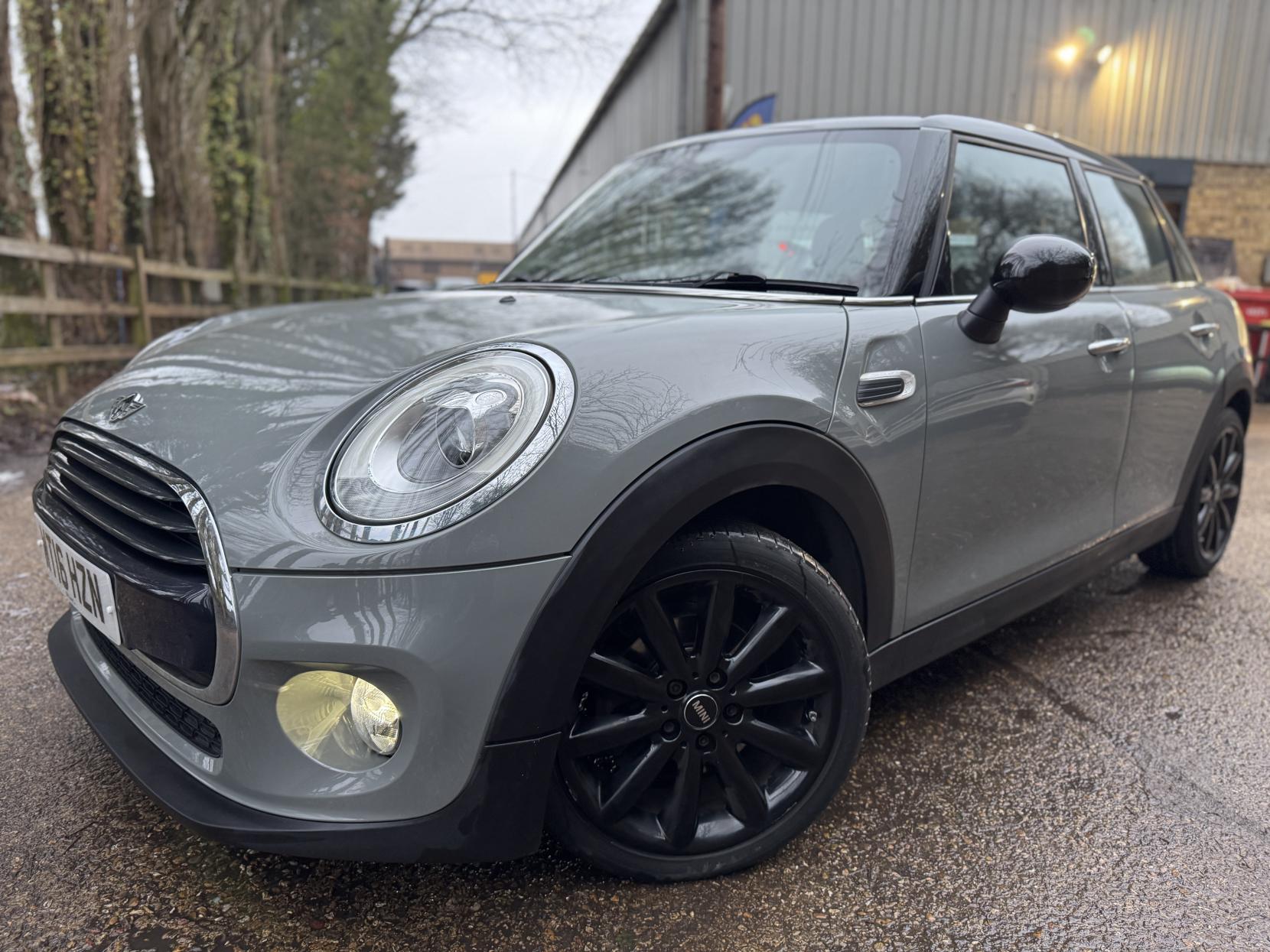 MINI Hatch 1.5 Cooper Hatchback 5dr Petrol Manual Euro 6 (s/s) (136 ps)