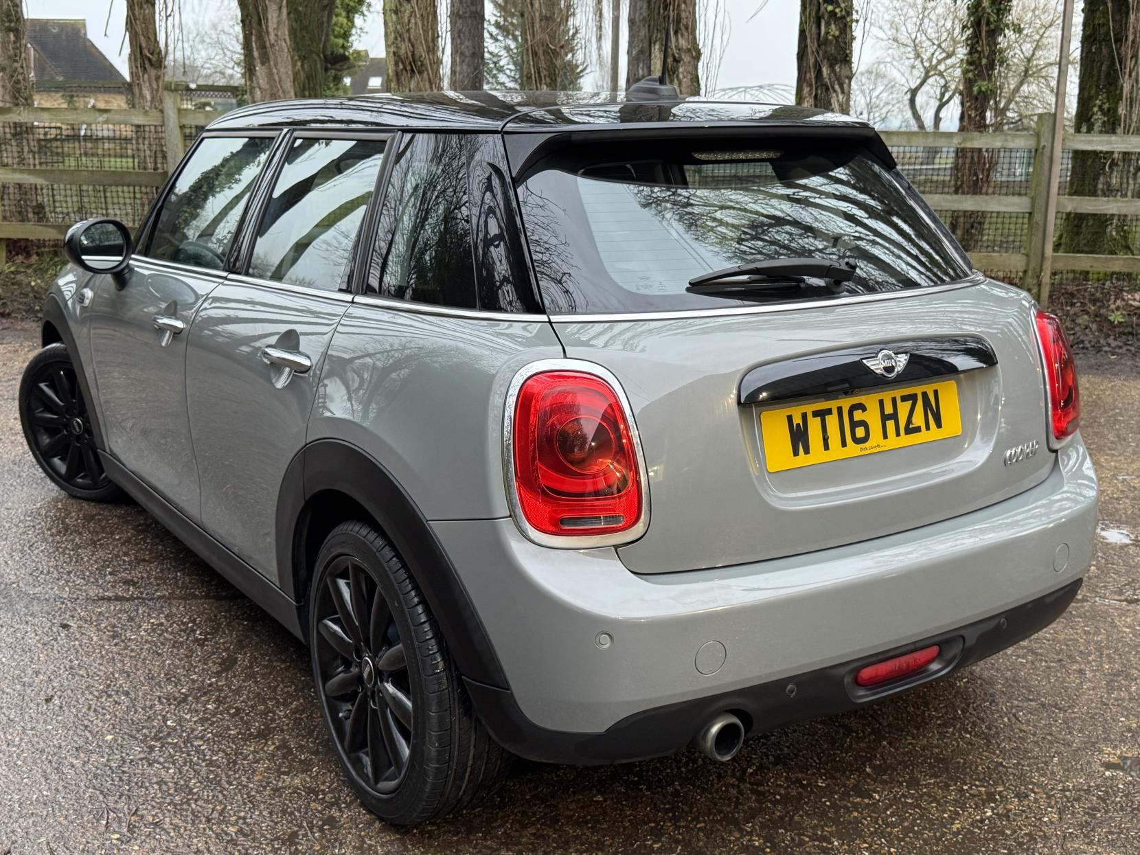 MINI Hatch 1.5 Cooper Hatchback 5dr Petrol Manual Euro 6 (s/s) (136 ps)