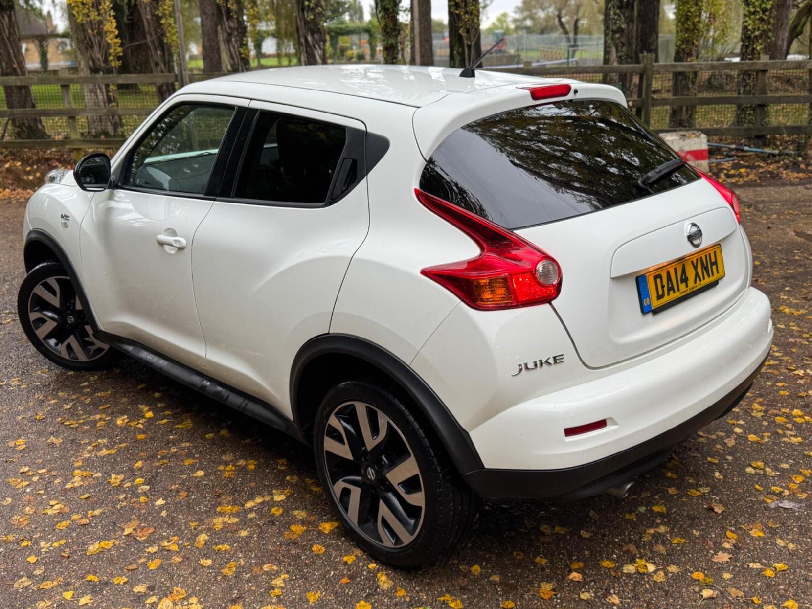 Nissan Juke 1.6 n-tec Euro 5 5dr (17in Alloy)