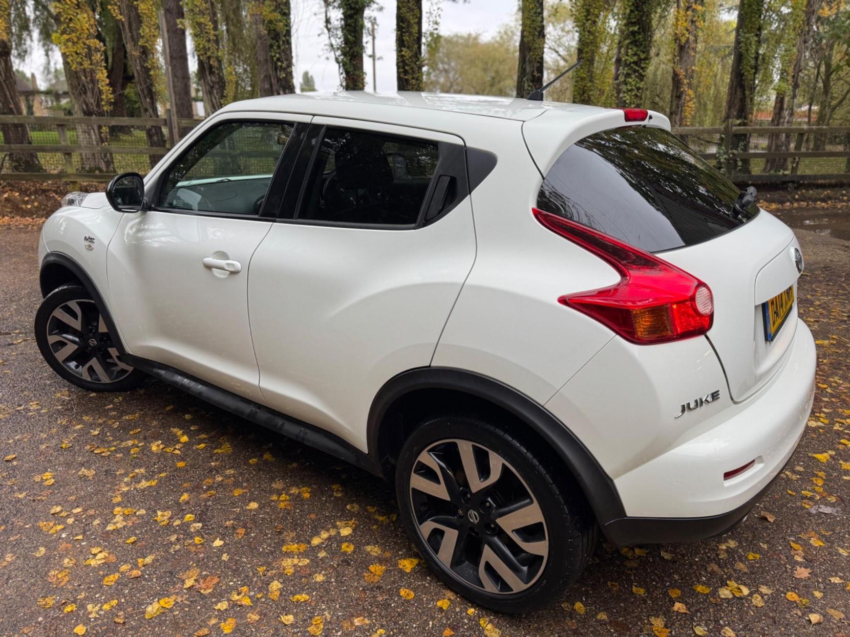 Nissan Juke 1.6 n-tec Euro 5 5dr (17in Alloy)