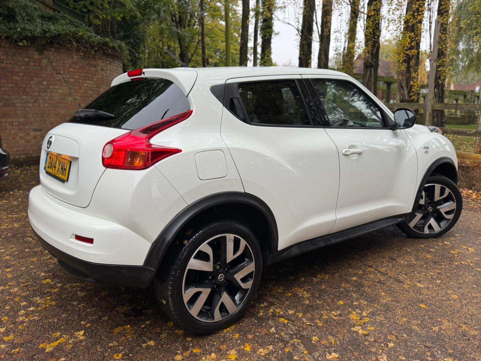 Nissan Juke 1.6 n-tec Euro 5 5dr (17in Alloy)