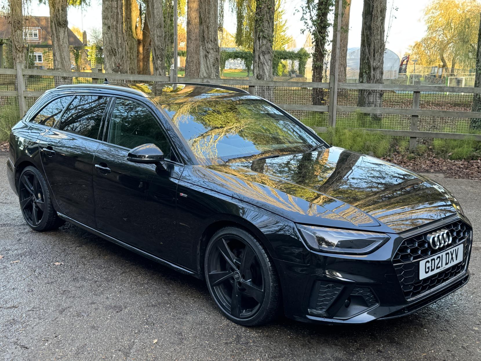 Audi A4 Avant 2.0 TDI 35 S line Estate 5dr Diesel S Tronic Euro 6 (s/s) (163 ps)