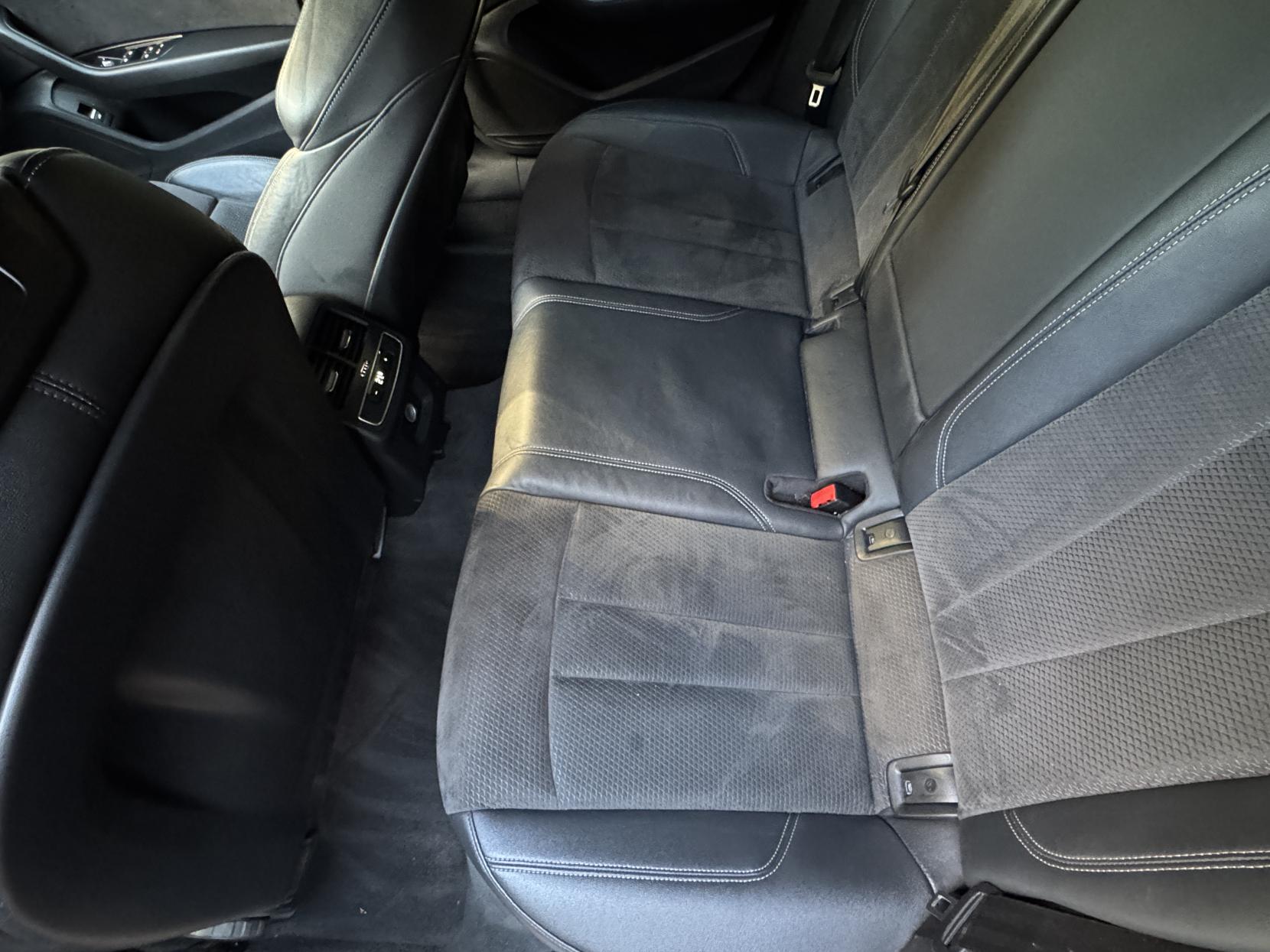 Audi A4 Avant 2.0 TDI 35 S line Estate 5dr Diesel S Tronic Euro 6 (s/s) (163 ps)