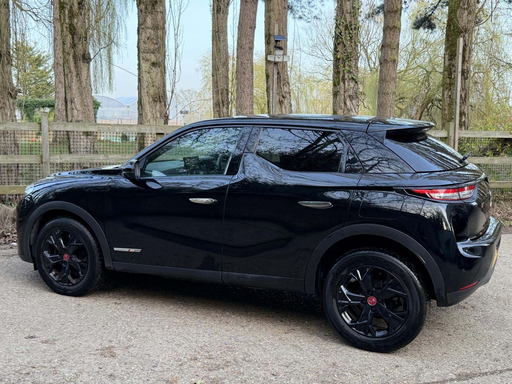 DS AUTOMOBILES DS 3 CROSSBACK 1.5 BlueHDi Performance Line Crossback 5dr Diesel Manual Euro 6 (s/s) (110 ps)