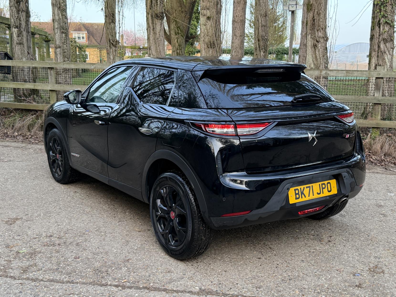 DS AUTOMOBILES DS 3 CROSSBACK 1.5 BlueHDi Performance Line Crossback 5dr Diesel Manual Euro 6 (s/s) (110 ps)