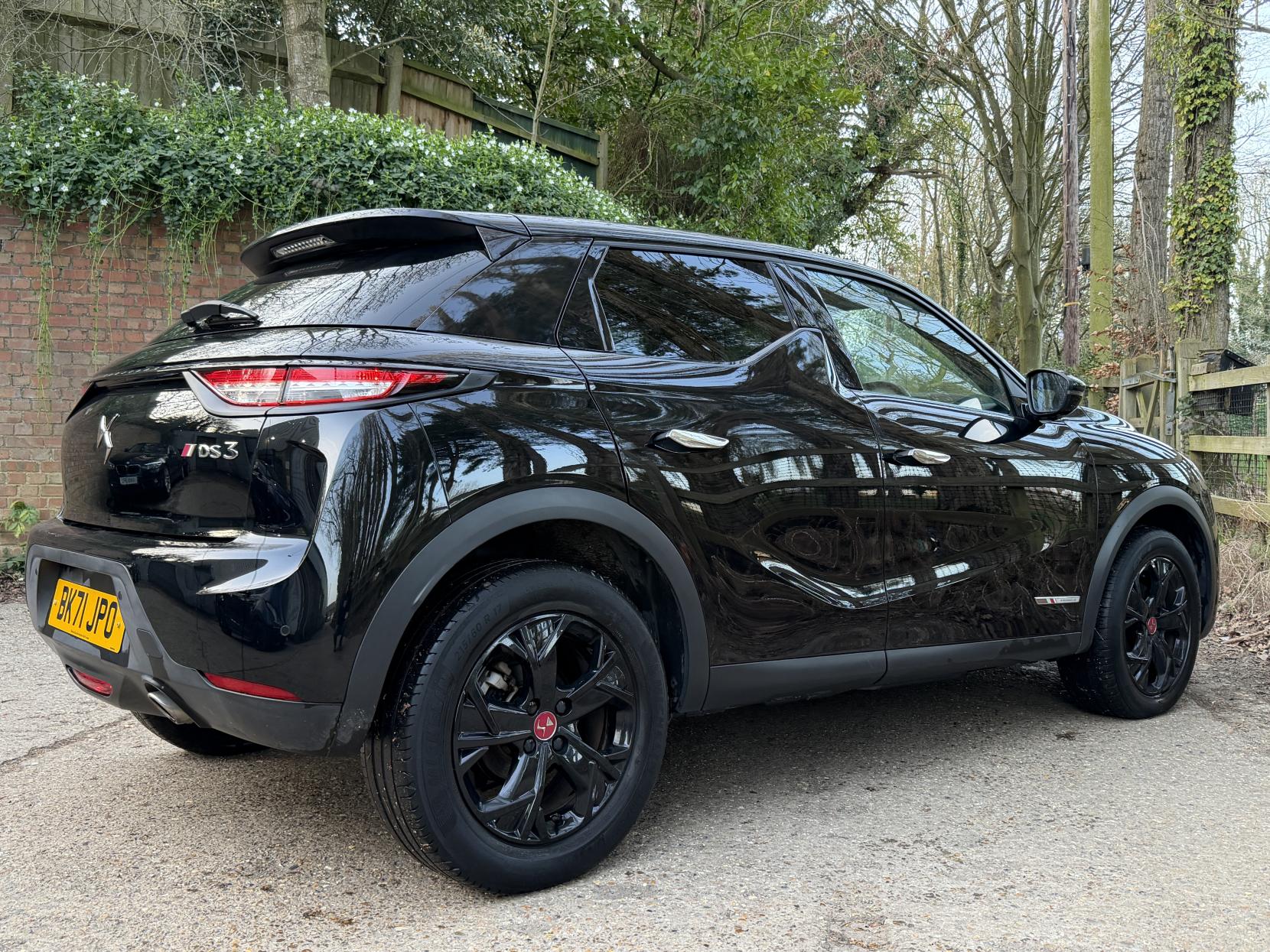 DS AUTOMOBILES DS 3 CROSSBACK 1.5 BlueHDi Performance Line Crossback 5dr Diesel Manual Euro 6 (s/s) (110 ps)