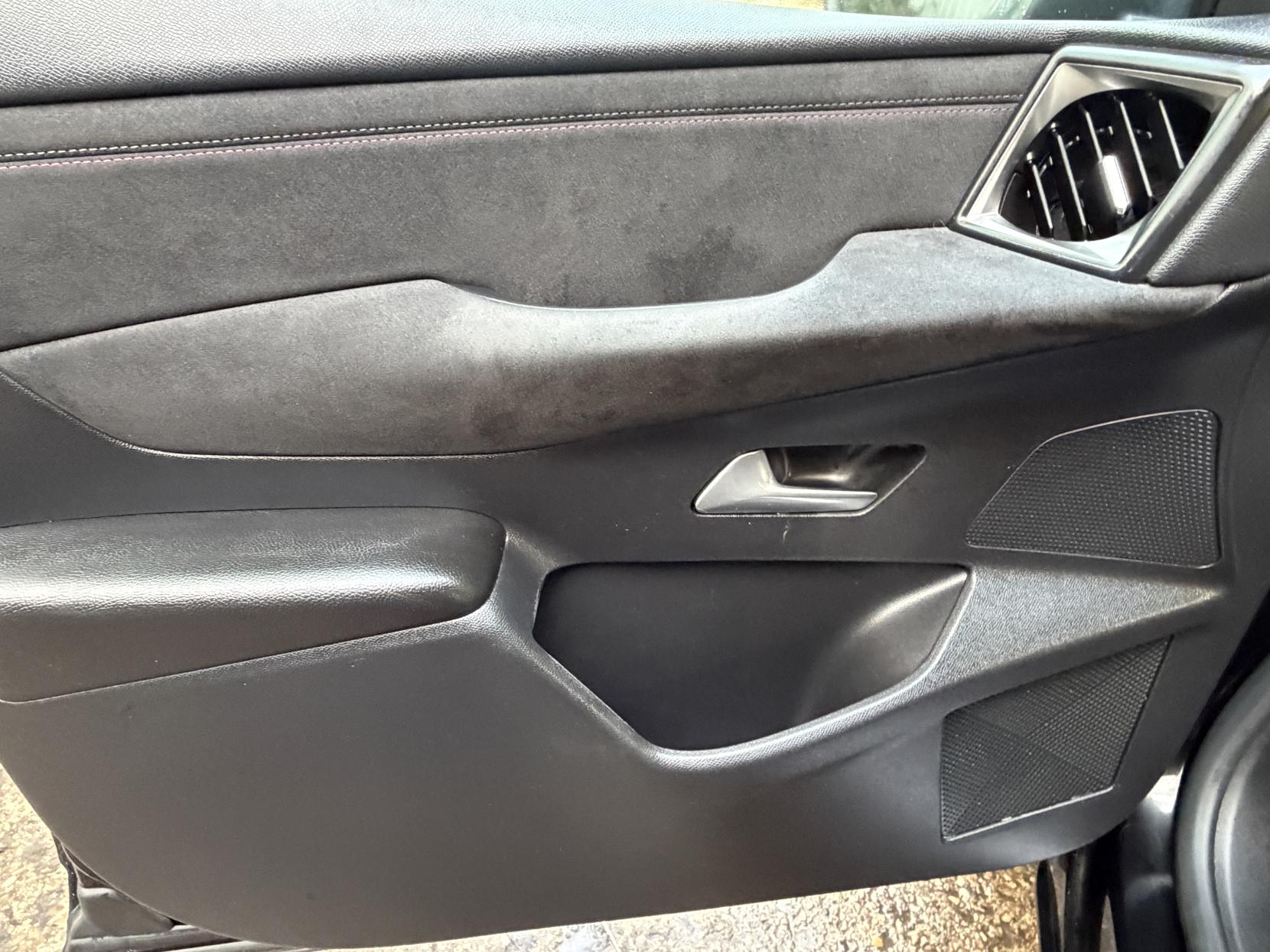 DS AUTOMOBILES DS 3 CROSSBACK 1.5 BlueHDi Performance Line Crossback 5dr Diesel Manual Euro 6 (s/s) (110 ps)