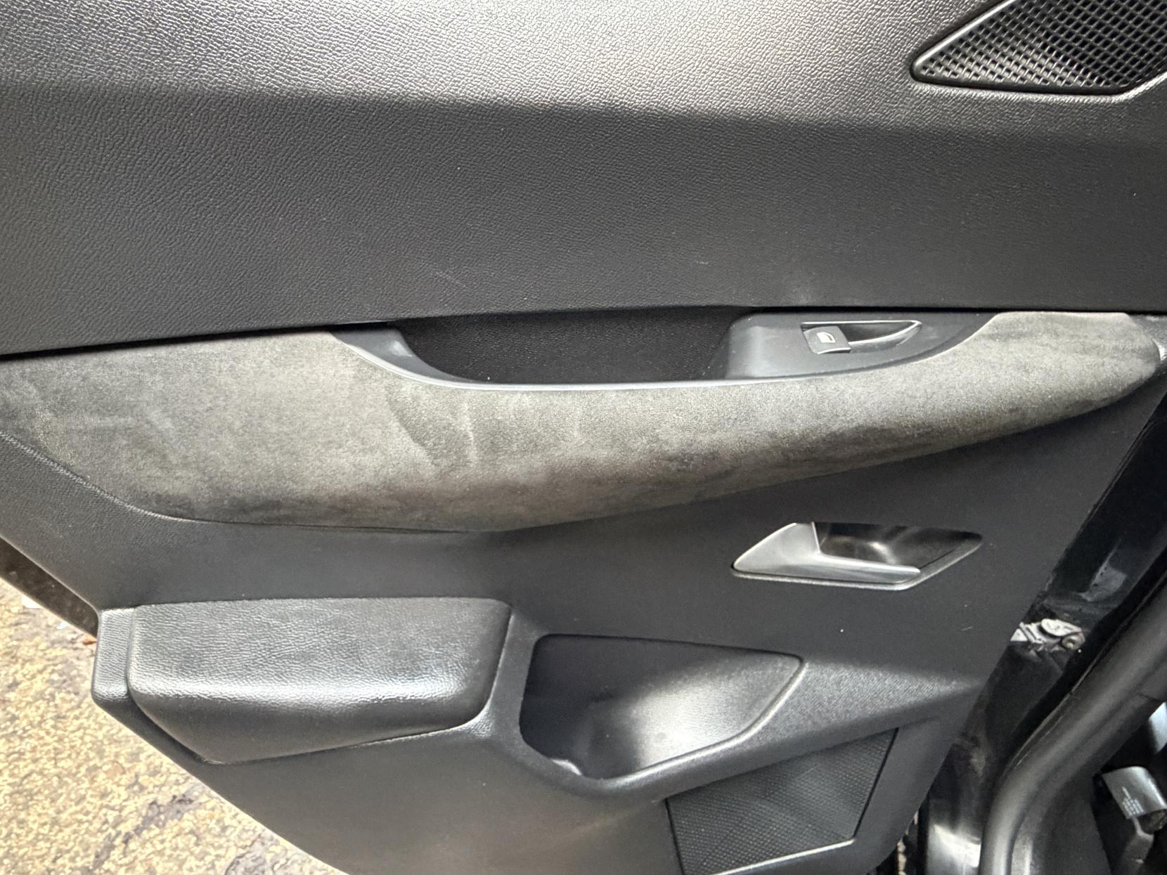 DS AUTOMOBILES DS 3 CROSSBACK 1.5 BlueHDi Performance Line Crossback 5dr Diesel Manual Euro 6 (s/s) (110 ps)