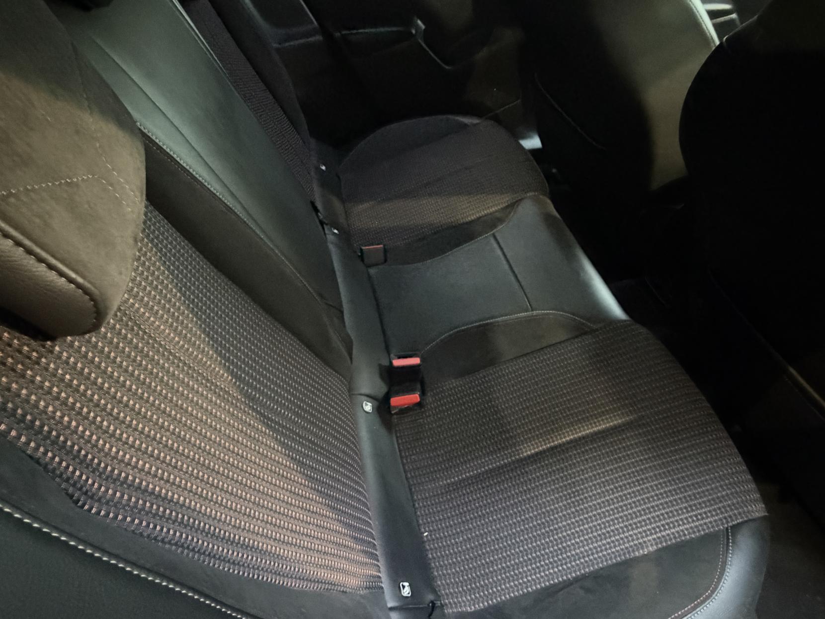 DS AUTOMOBILES DS 3 CROSSBACK 1.5 BlueHDi Performance Line Crossback 5dr Diesel Manual Euro 6 (s/s) (110 ps)