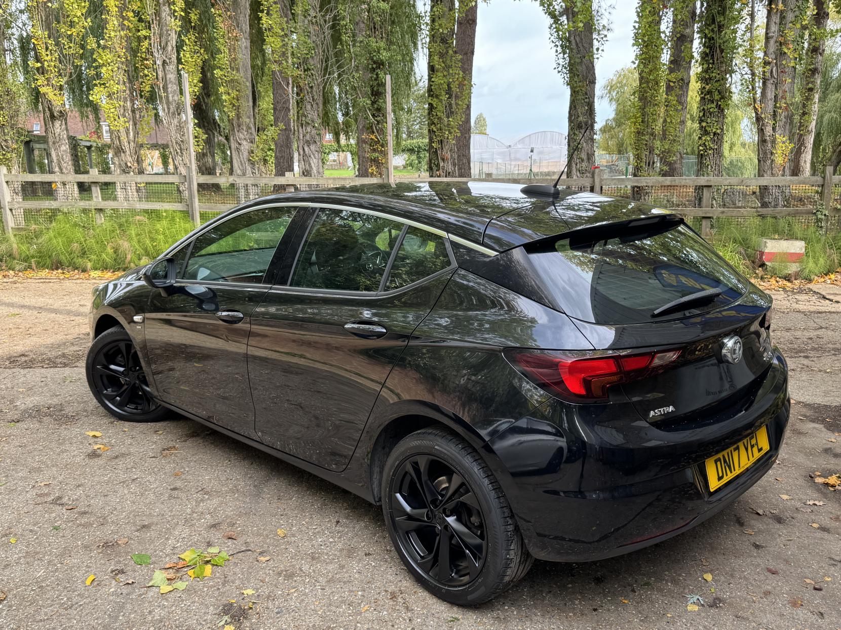 Vauxhall Astra 1.4i Turbo SRi Hatchback 5dr Petrol Manual Euro 6 (150 ps)