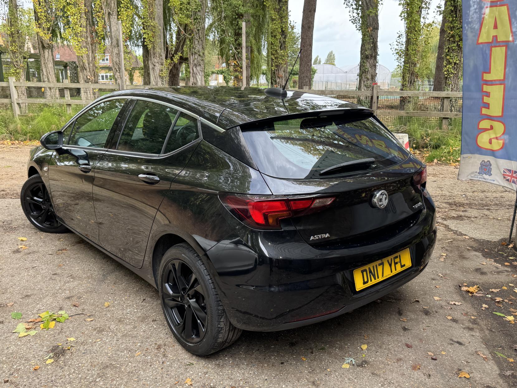 Vauxhall Astra 1.4i Turbo SRi Hatchback 5dr Petrol Manual Euro 6 (150 ps)