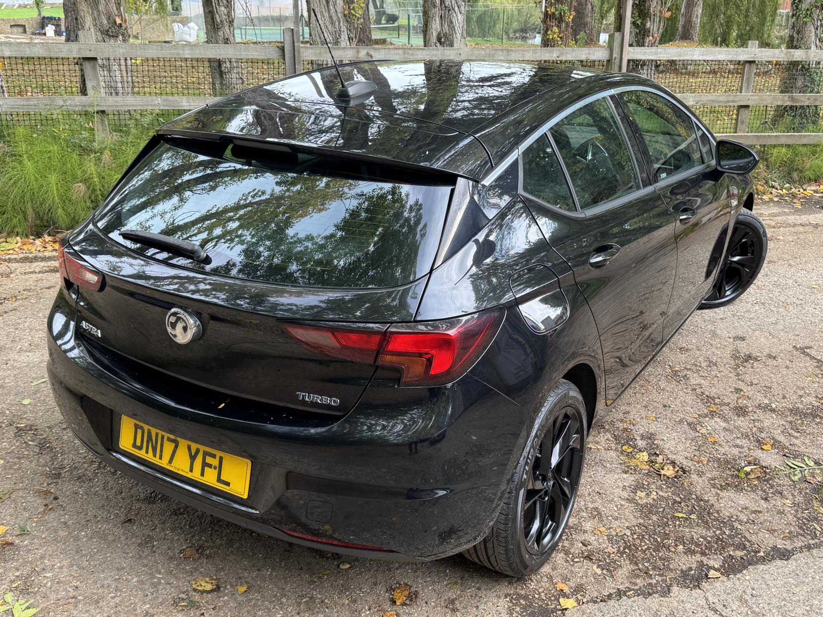 Vauxhall Astra 1.4i Turbo SRi Hatchback 5dr Petrol Manual Euro 6 (150 ps)
