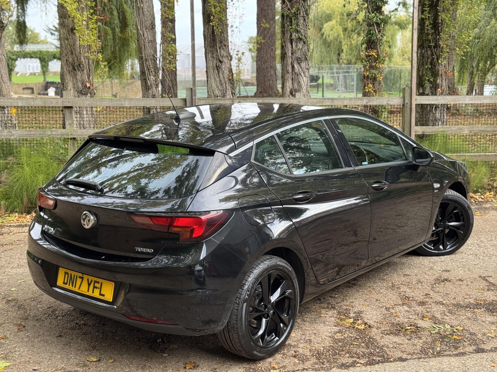 Vauxhall Astra 1.4i Turbo SRi Hatchback 5dr Petrol Manual Euro 6 (150 ps)