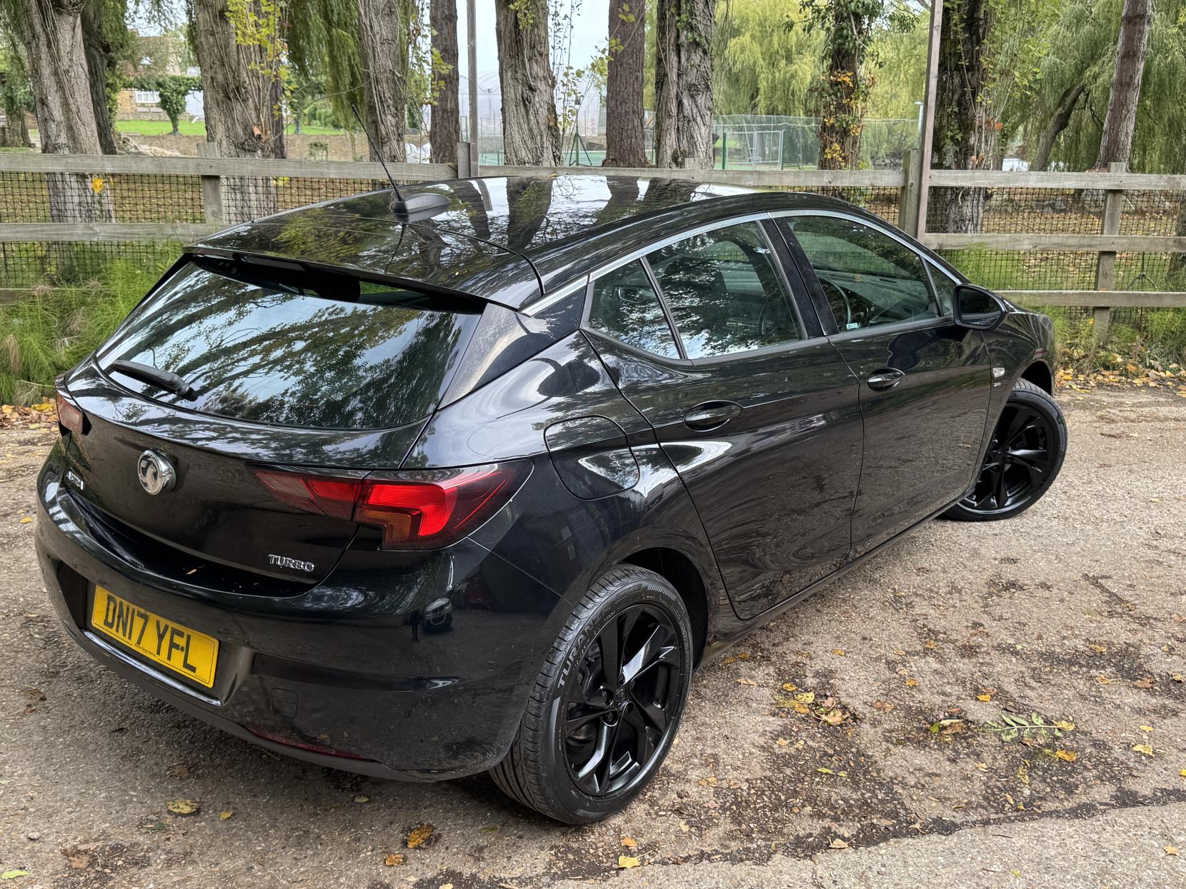 Vauxhall Astra 1.4i Turbo SRi Hatchback 5dr Petrol Manual Euro 6 (150 ps)