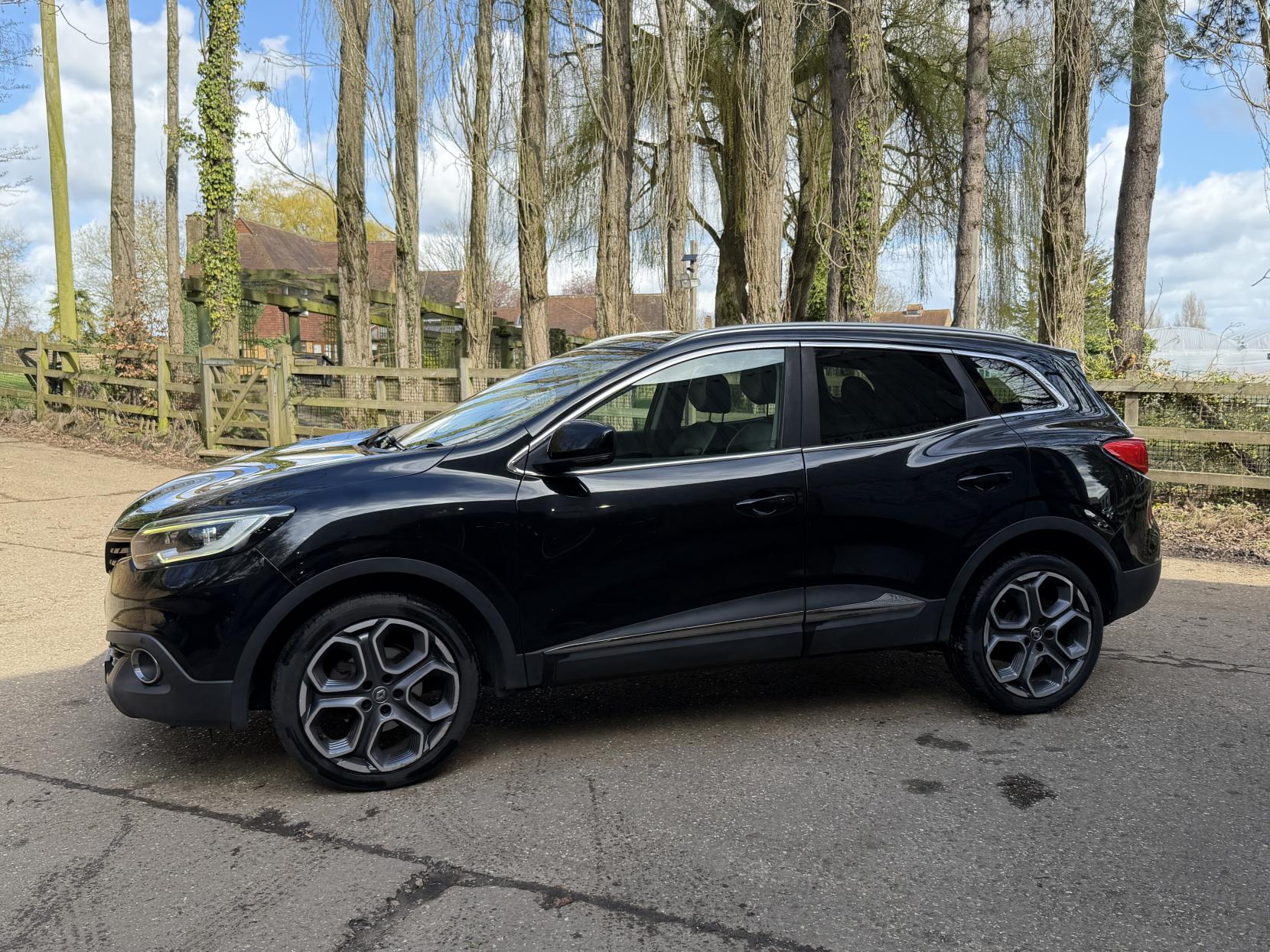 Renault Kadjar 1.2 TCe Dynamique S Nav SUV 5dr Petrol Manual Euro 6 (s/s) (130 ps)